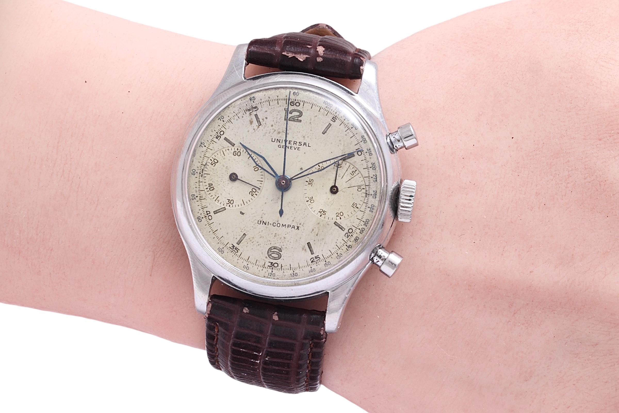 Universal Genève Jumbo Uni Compax Chronograph Wrist Watch  For Sale 1