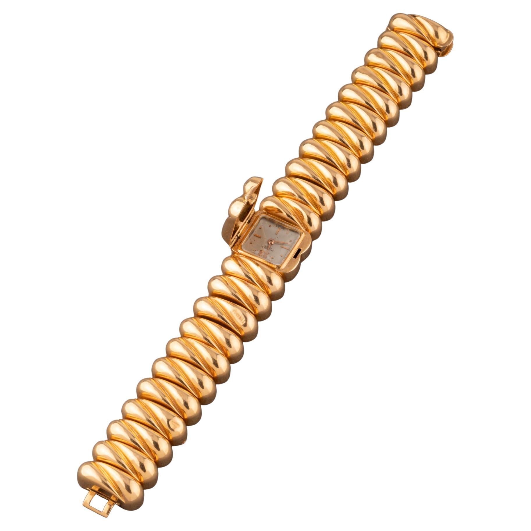 Universal Genève Vintage Watch Bracelet For Sale