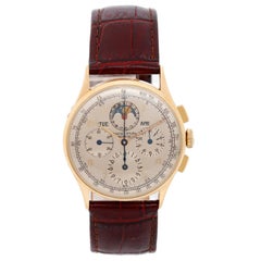 Universal Geneve Yellow Gold Chronograph Manual Wristwatch