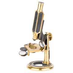 Microscope universel de R & J Beck de Londres, 1867.