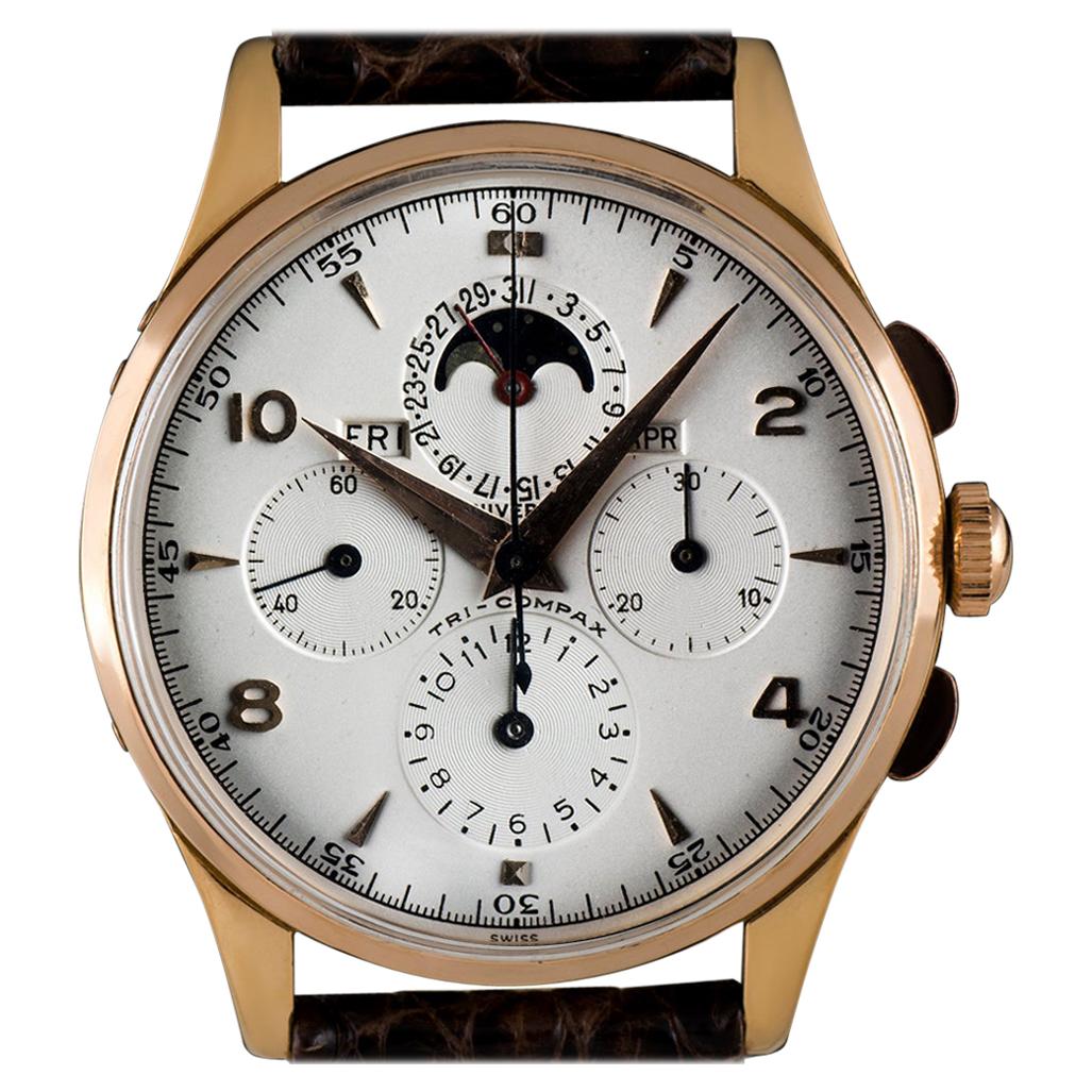 Universal Vintage Rose Gold Silver Dial Tri-Compax Calendar Chronograph 12284