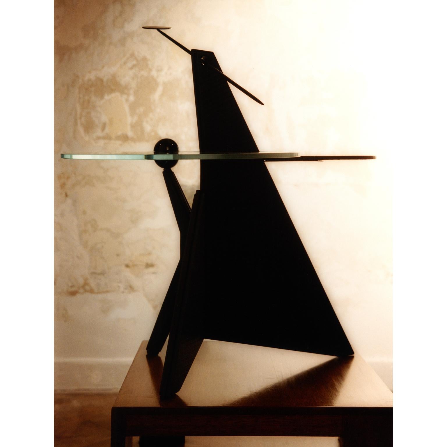 XXIe siècle et contemporain Table d'appoint Universe en métal, laiton, verre trempé et Wood Wood bleu par Artempo en vente