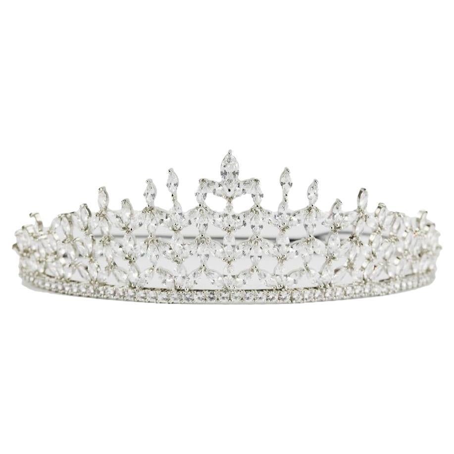 Unknown Brand Silver Tone Crystal Bridal Crown
