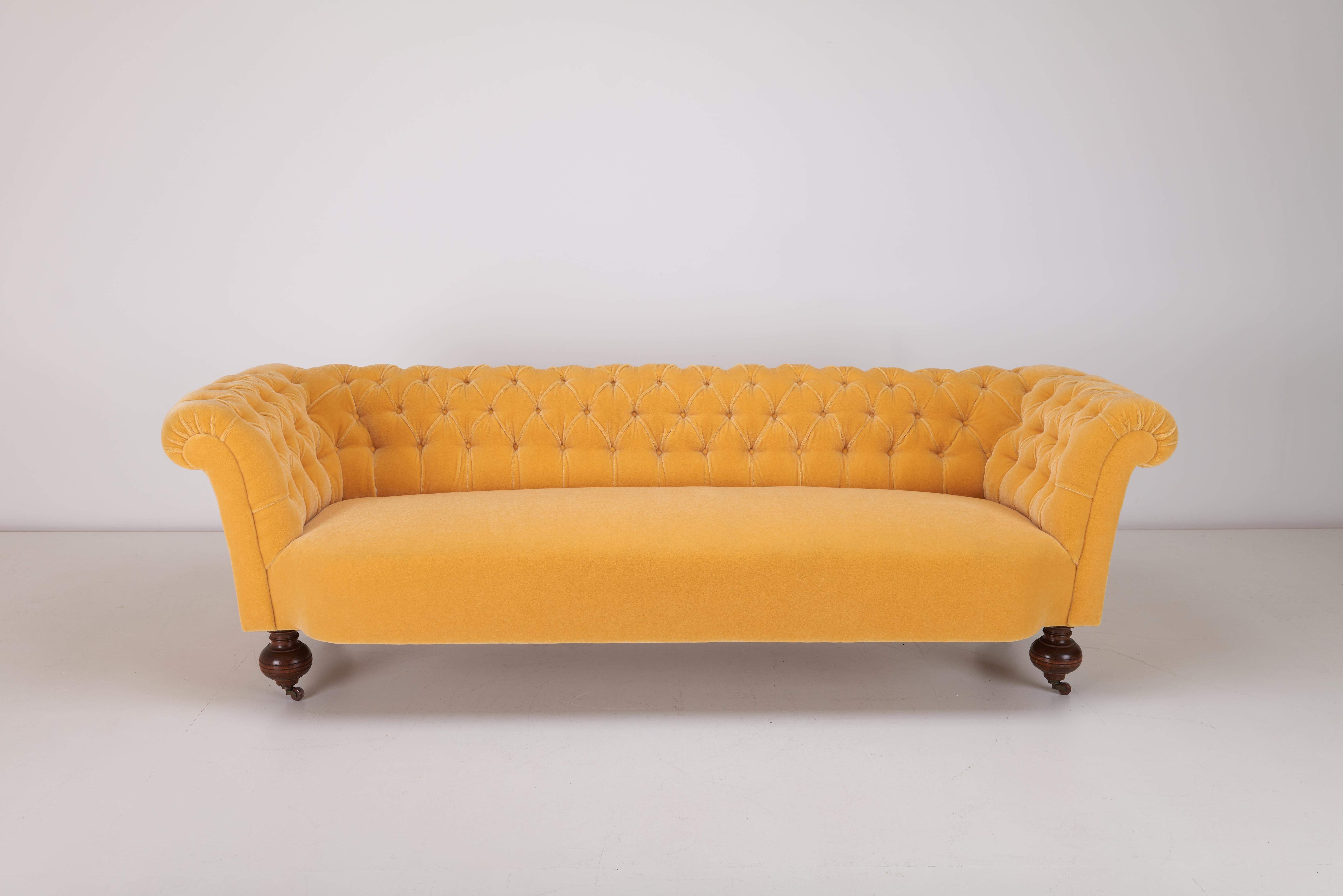 Suédois Large Chesterfield Sofa from Sweden early 1900s Mohair Velvet from Rose Uniacke en vente