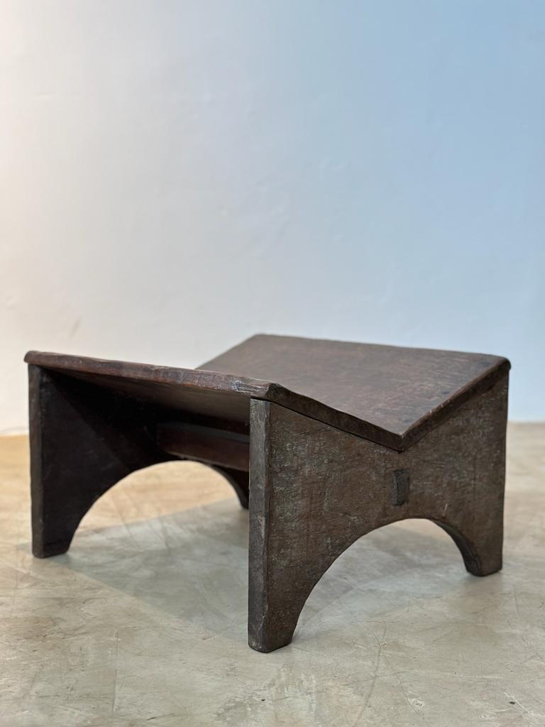 Unknown Designer. 19th Century Brazilian Bench in Wood In Good Condition For Sale In Sao Paulo, SP