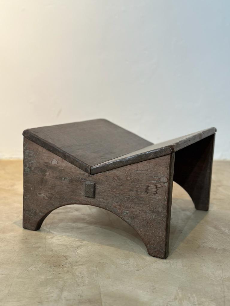 Unknown Designer. 19th Century Brazilian Bench in Wood For Sale 1
