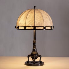 Un designer inconnu, une lampe de bureau suédoise inhabituelle en laiton patiné Art Déco