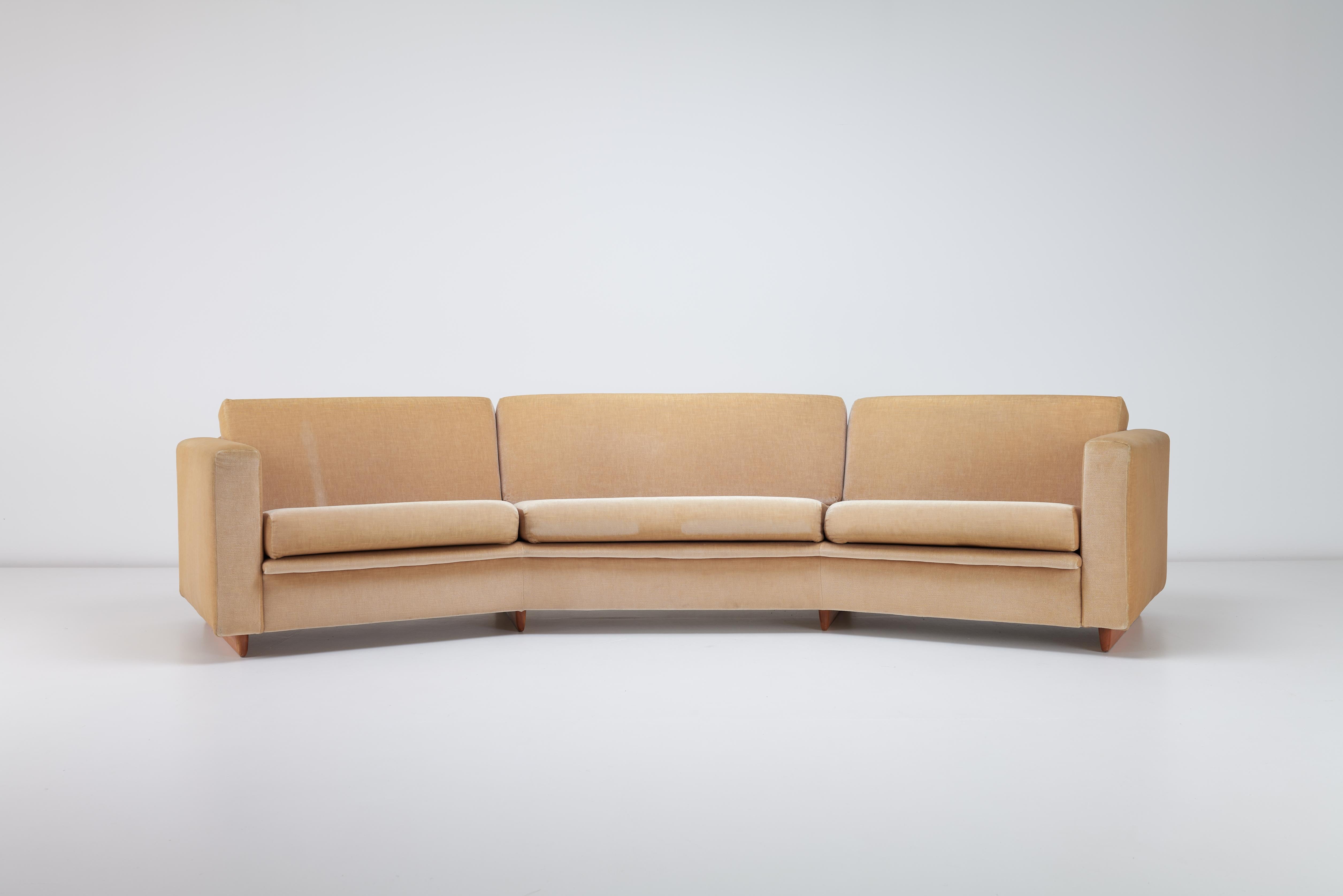 Italian Large Octagonal Velvet Sofa, c1970s For Sale 3