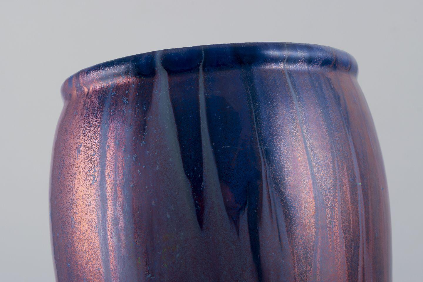Céramique Céramiste français inconnu. Grand vase en céramique à glaçure éosine. Ca. 1930s en vente