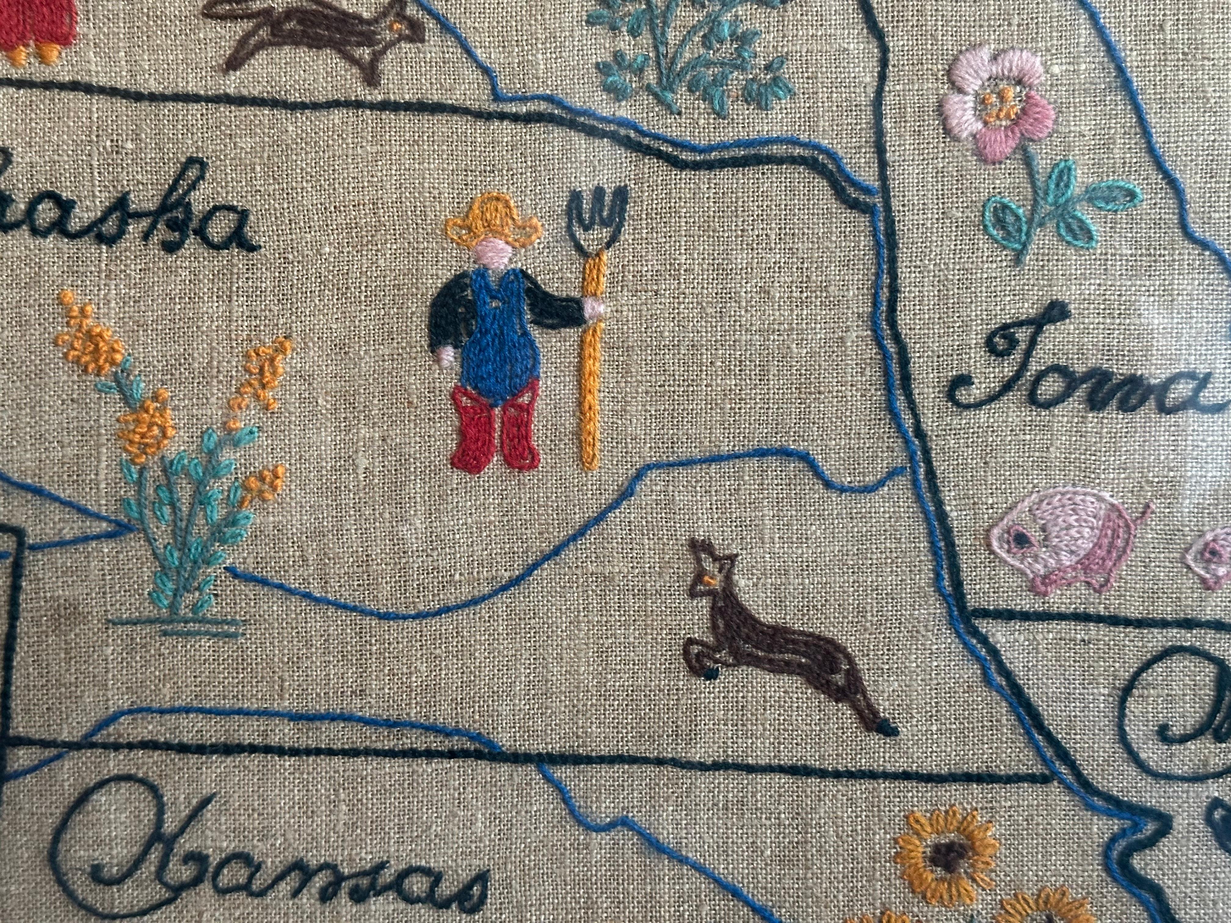1932 Folk Art Needlepoint Map Midwest Midwestern states For Sale 5