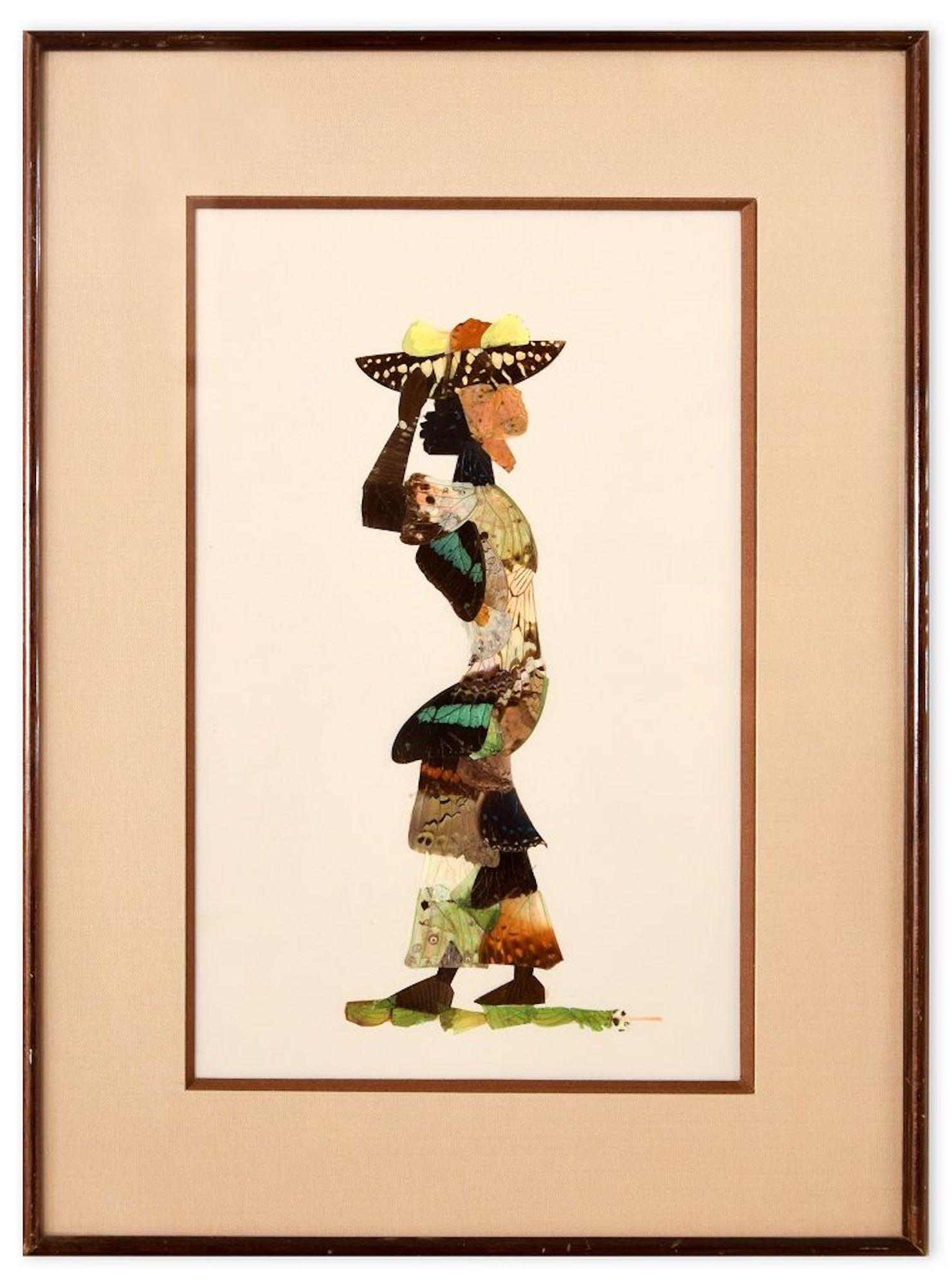 Abmessungen des Bildes: 34,5 x 2 x 21,5 cm.

African Butterfly Woman ist eine originelle Collage, die Mitte des XX. Jahrhunderts in Frankreich entstanden ist. 

Original 