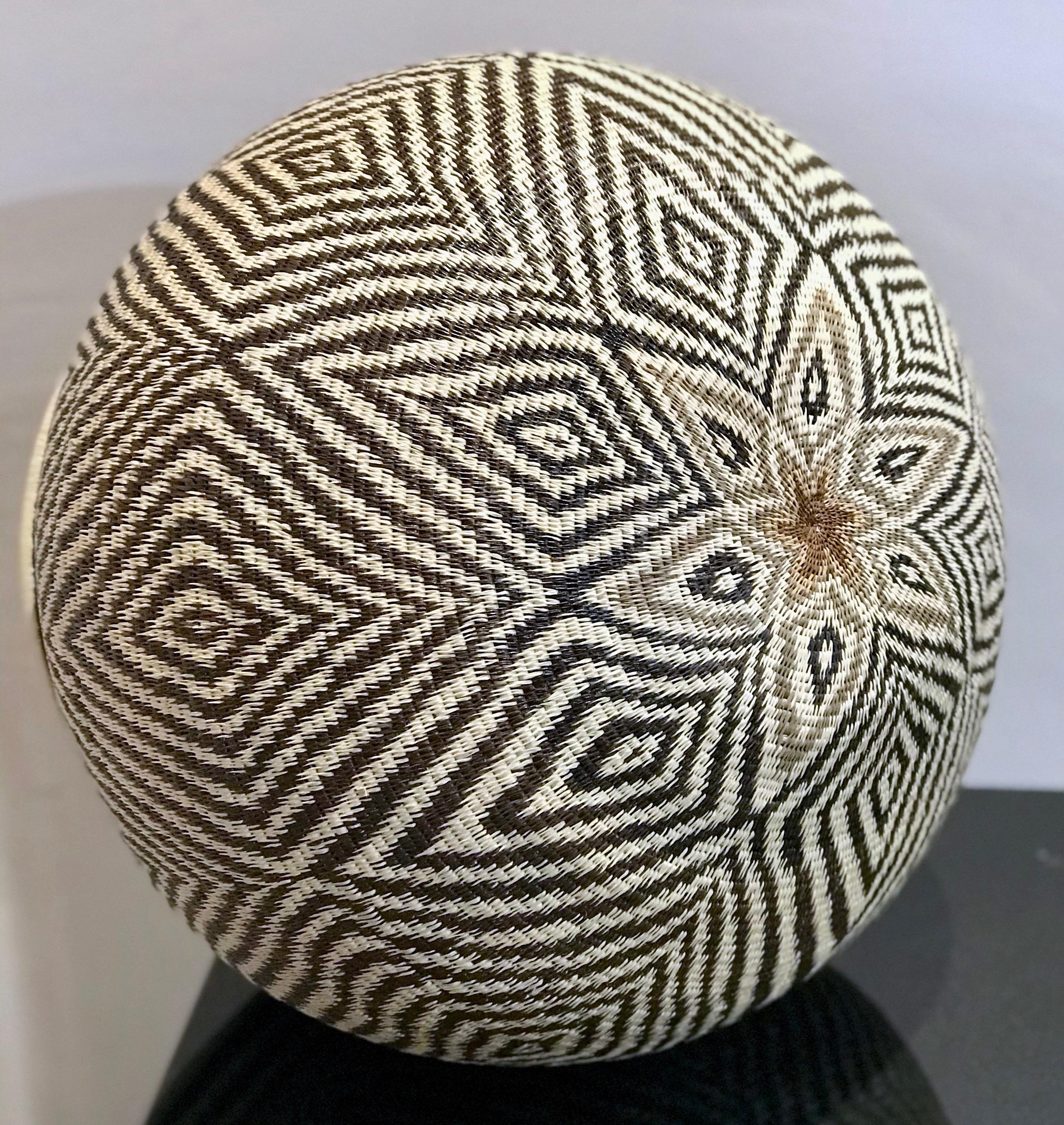 Basket, black, white handwoven Panama Rainforest Wounaan Tribe geometric star 4