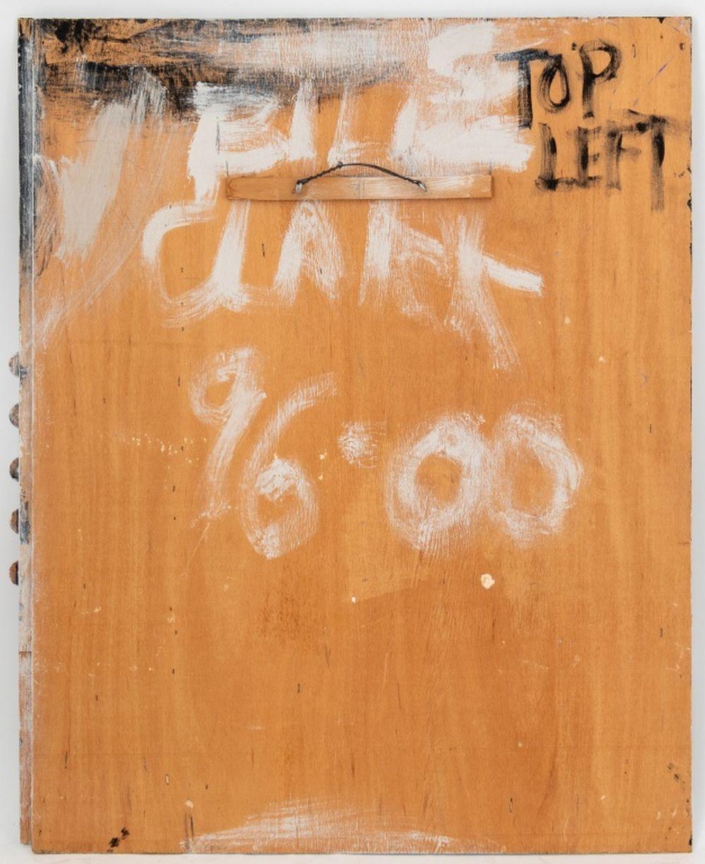 Bill Clark Ensamblaje de objetos encontrados sobre tablero en venta 2
