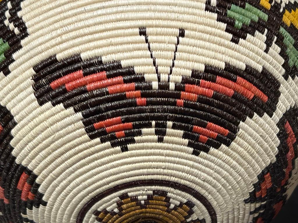 Butterfly Basket, coil method, Panama, Darien Rainforest, Wounaan Tribe, white - Contemporary Art by Unknown