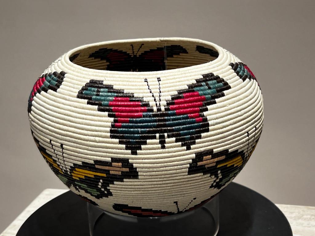 Butterfly Basket, coil method, Panama, Darien Rainforest, Wounaan Tribe, white - Art by Unknown