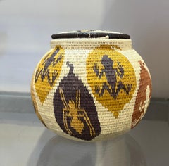 Frosch- und Spinnenkorb, Panama Regenwald, Wounaan Stamm, handgewebt, weiß, rot