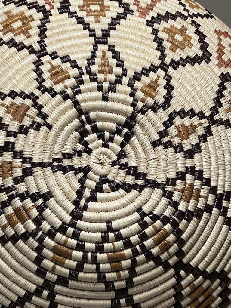 Geometric Basket, tan, white, black, Wounaan Tribe, Panama, rainforest, diamonds - Contemporary Mixed Media Art by Unknown