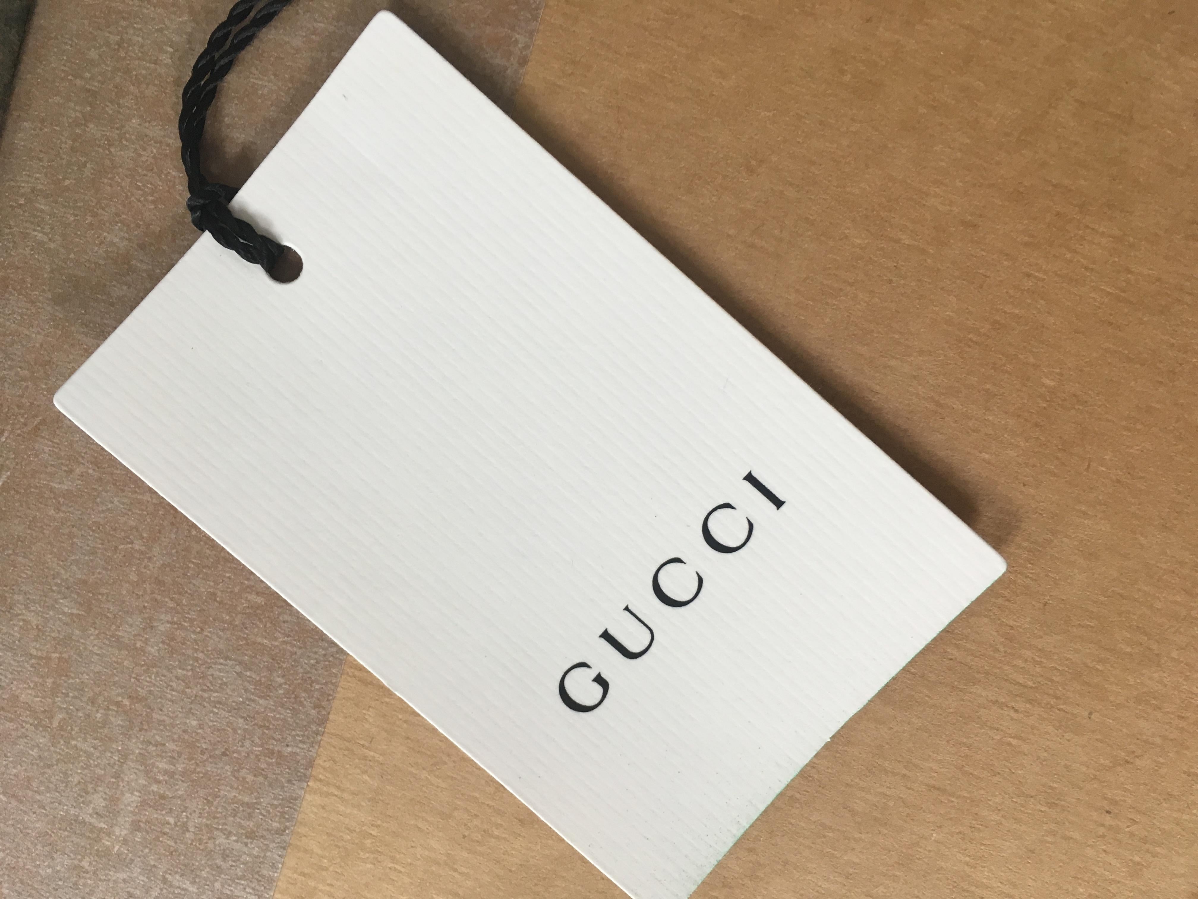 GUCCI - Life is Gucci - Logo - graffiti art - street art - gucci logo - abstract 4