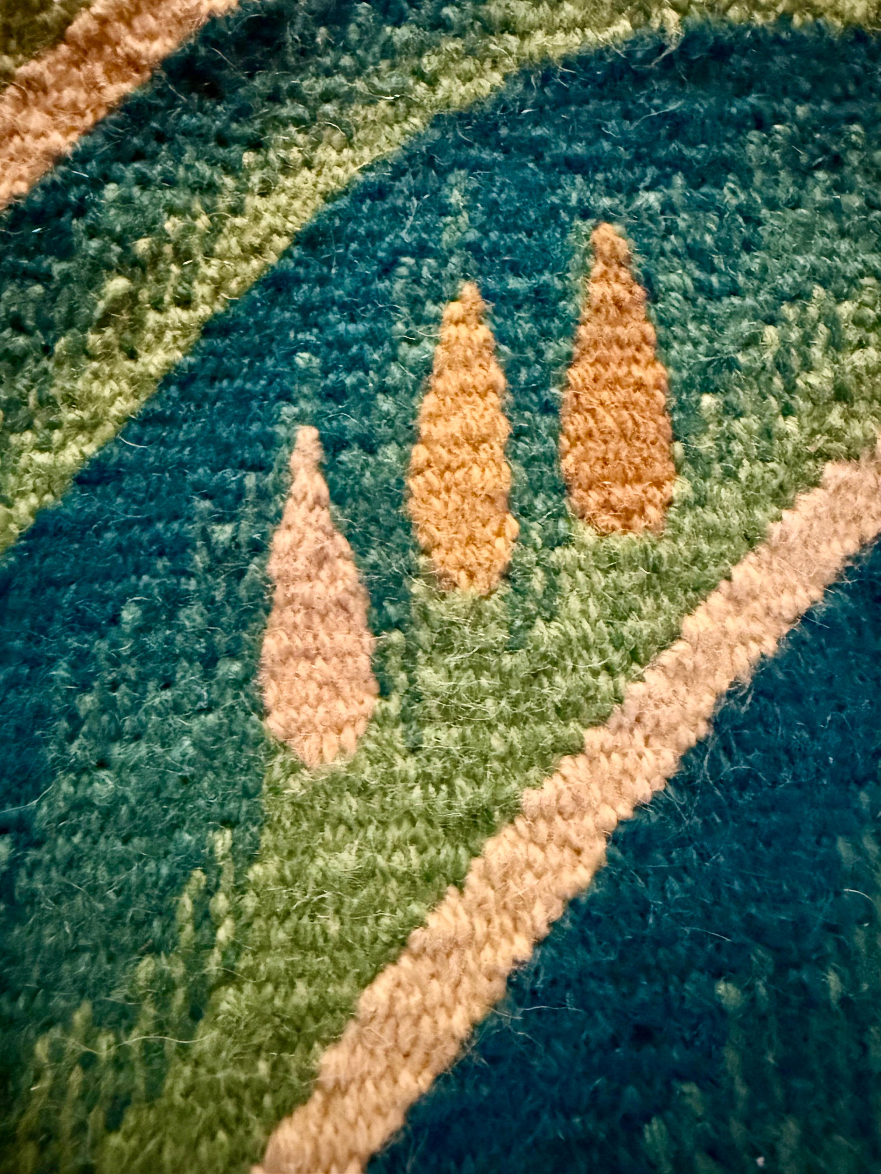 Tapisserie en laine tissée à la main Art textile féministe Tenture murale Hommage à Judy Chicago en vente 7