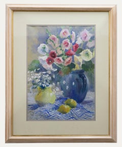 Jane Lampard - Tecnica mista contemporanea incorniciata, brocche di fiori e limoni
