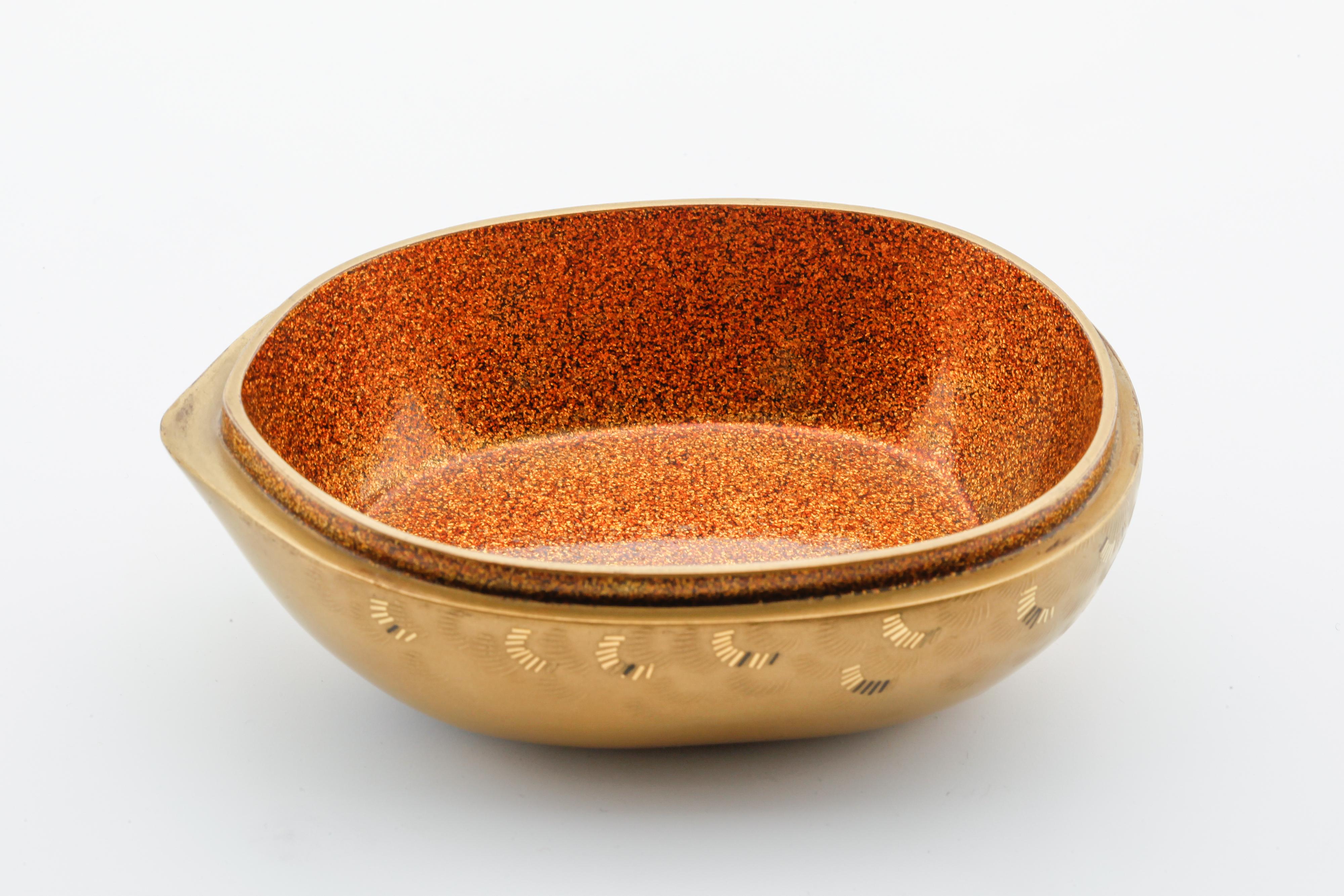 Lacquer Incense Box, Duck, Animal, Lacquerware, Container, 19th Century, Japan For Sale 4