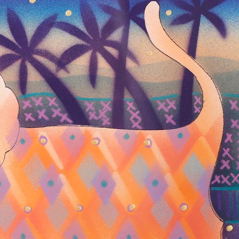 Charmante peinture mixte d'un lion et de palmiers exécutée à l'aquarelle et à la gouache avec du métal appliqué. Présenté dans un cadre en feuille d'argent et intitulé Take a Chance.
Joule est un synonyme du célèbre artiste Terry Mcllrath.
