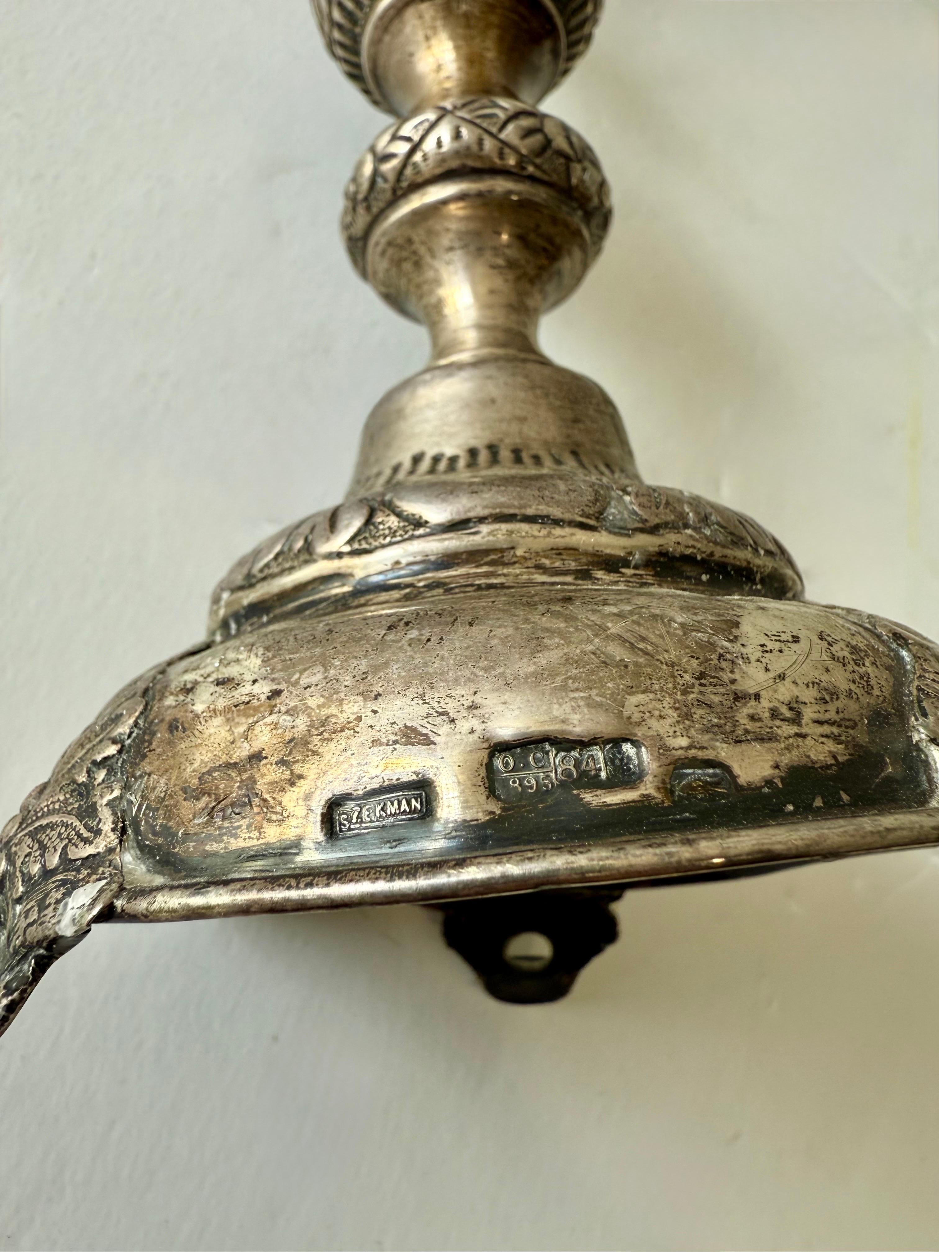 Eine außergewöhnliche, feine und beeindruckende antike österreichisch-ungarischen Antike Judaica Paar Schabbos gepunzt Silber Leuchter, 12 