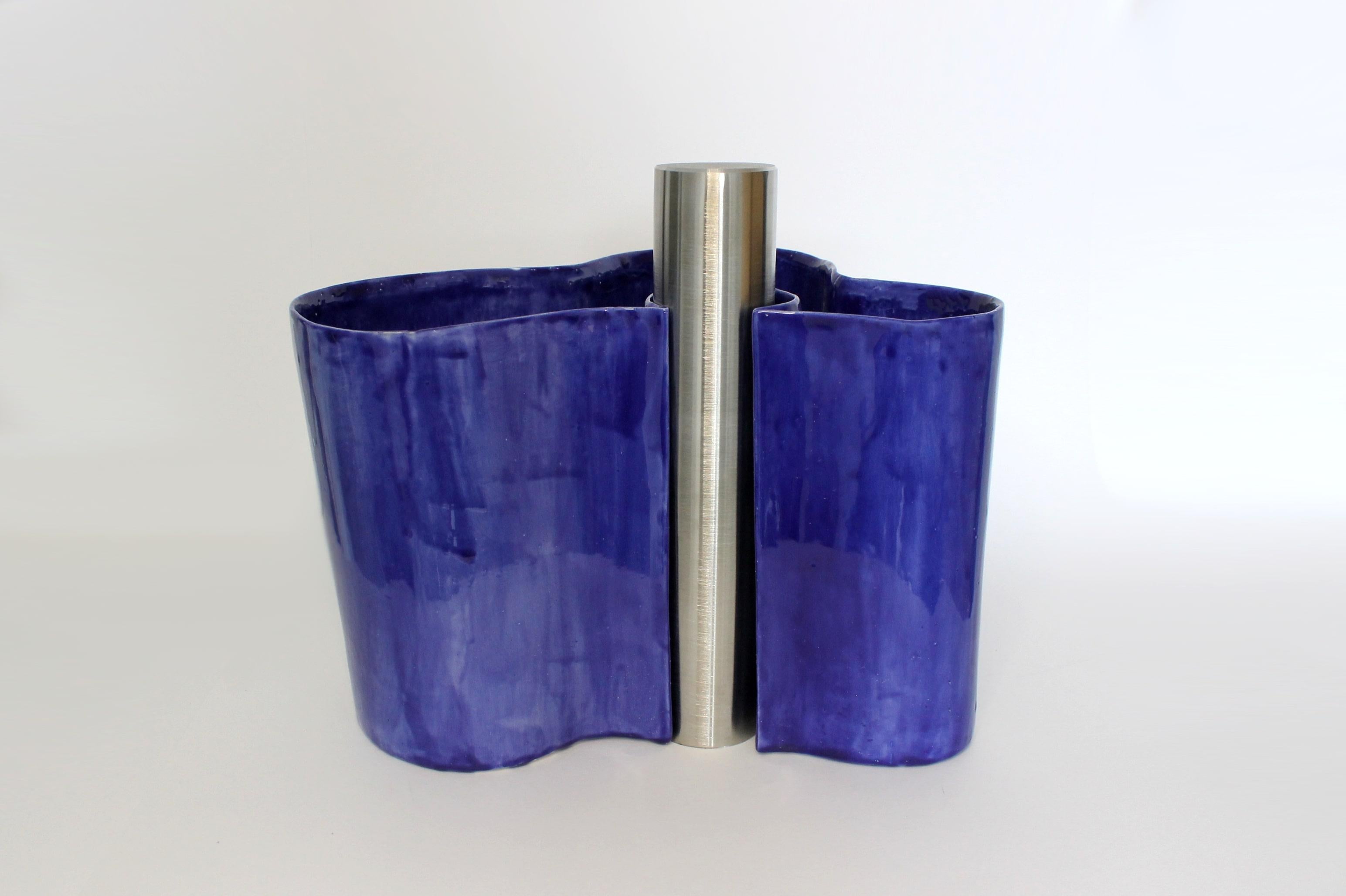 RIVULET ultramarinblau (Minimalistisch), Mixed Media Art, von Unknown