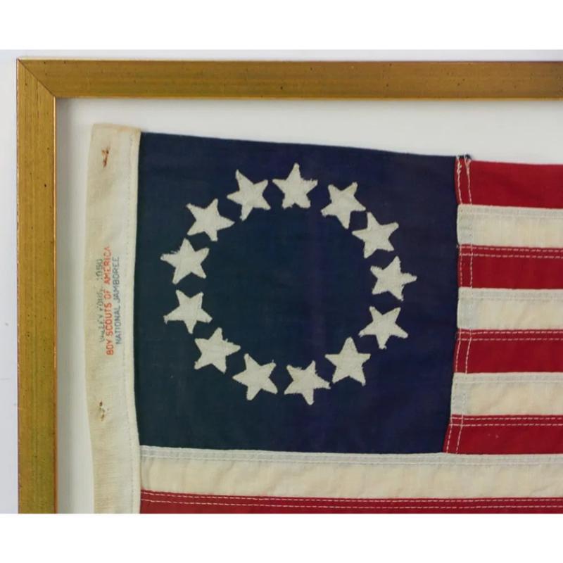 Drapeau américain 13 étoiles vers 1950 Provenance : Collection'S Hilfiger. en vente 2