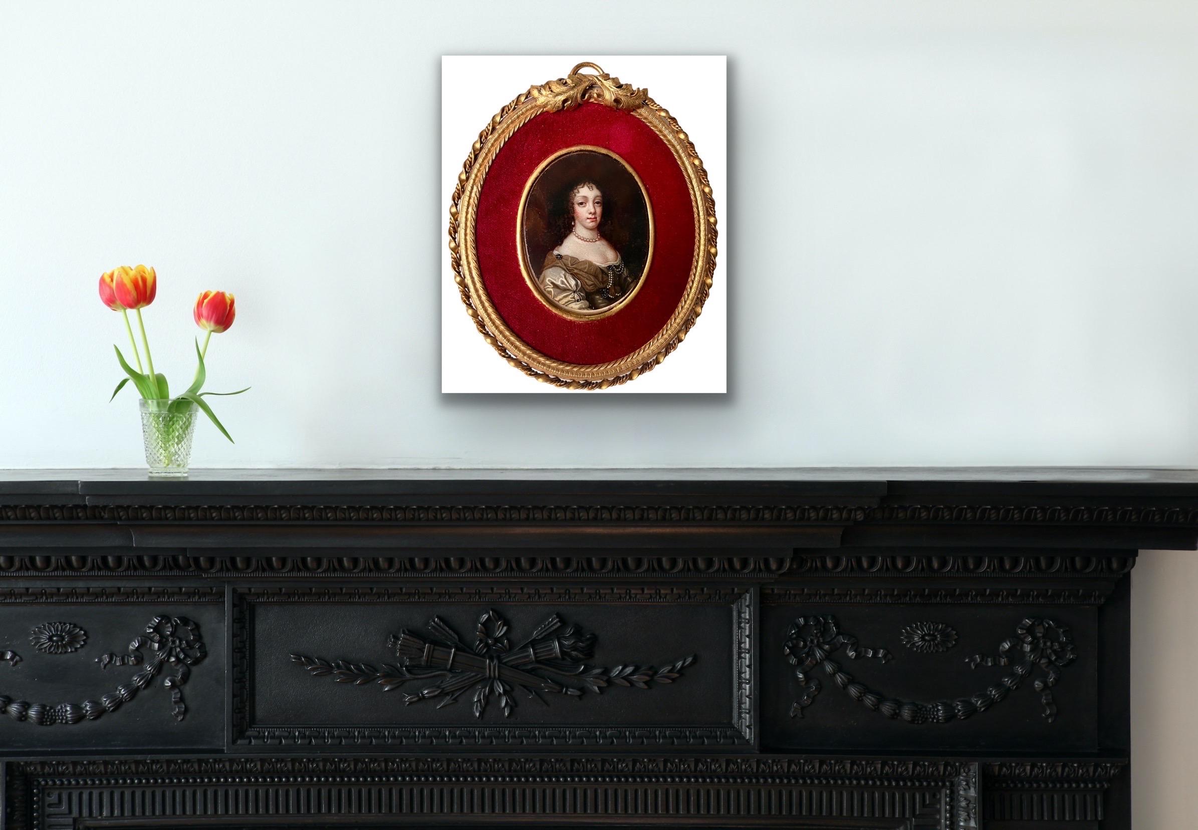 Très belle miniature de maître ancien représentant la reine Catherine de Bragance

La vie de Catherine de Bragance est un mélange fascinant d'héroïsme et de contributions précieuses. En tant que princesse portugaise ayant épousé le roi Charles II,