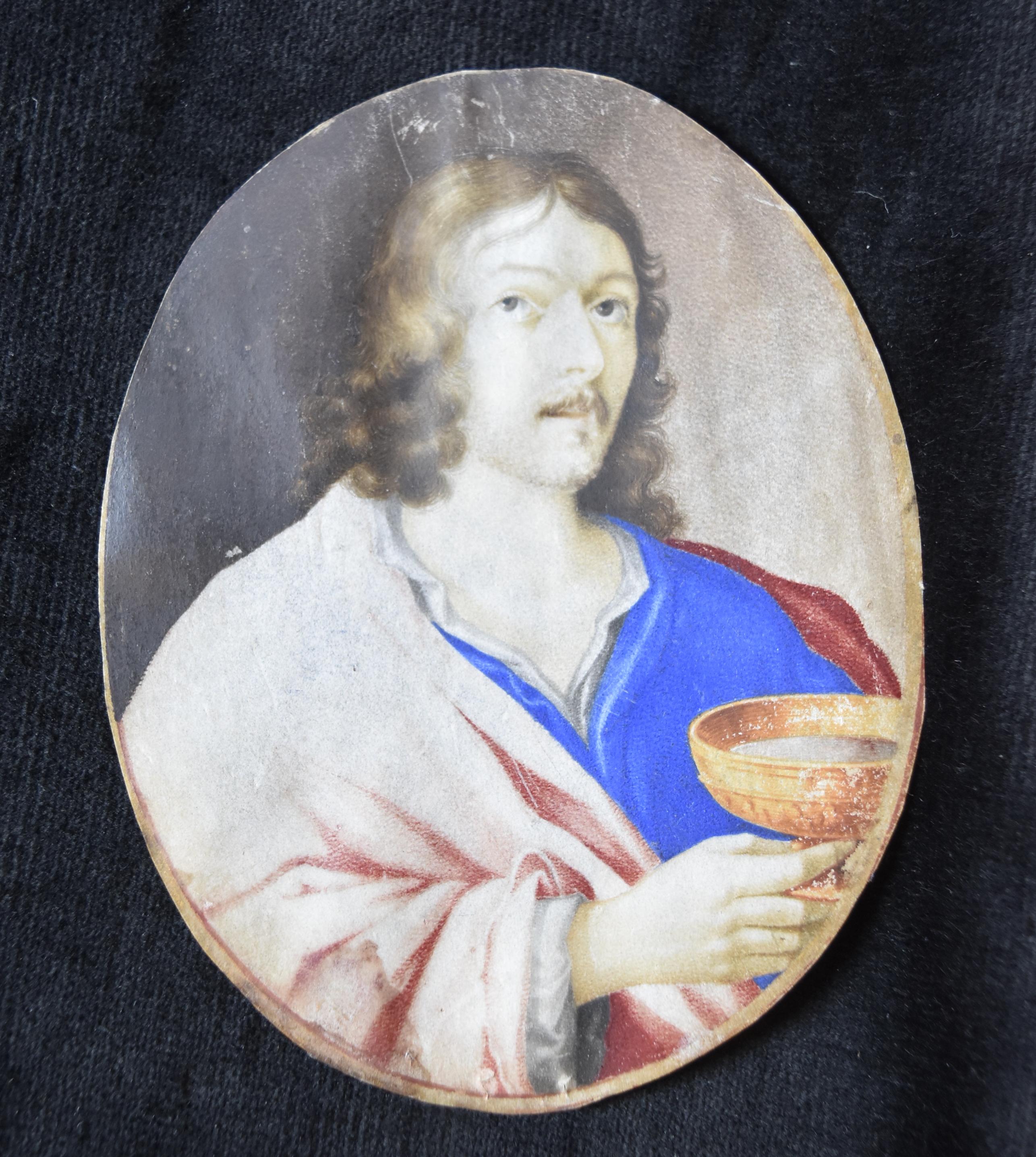 17th Century French School
The Christ holding a Chalice
Gouache on vellum
Oval shape, 10 x 8 cm
In a 19th century oak frame
In quite good condition, some slight abrasions, slightly discoloured.

This very fine depiction of the Christ - during last