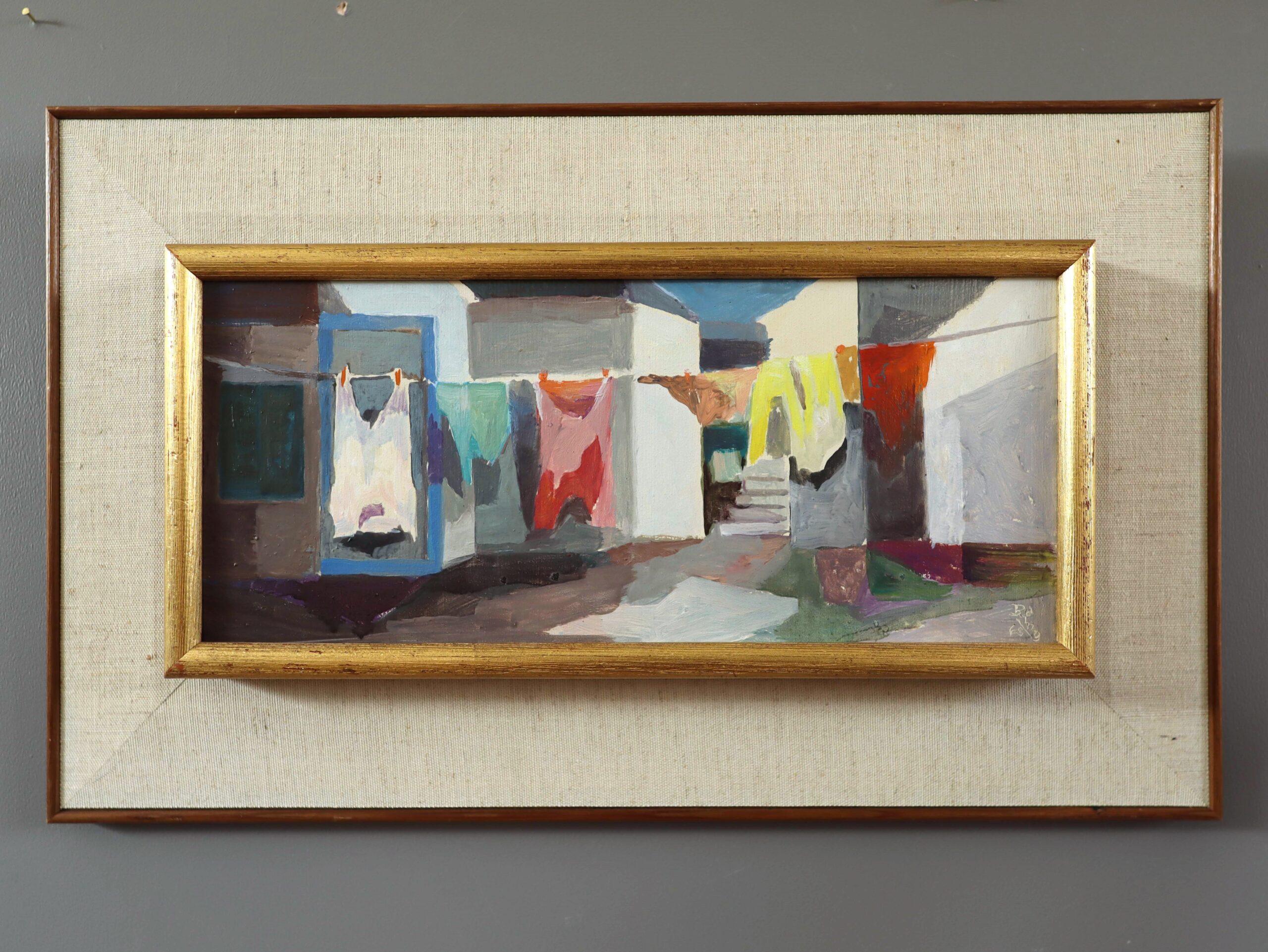 1968 Mid Century Modern Vintage Street Scene Pintura al óleo - Patio iluminado por el sol - Painting de Unknown