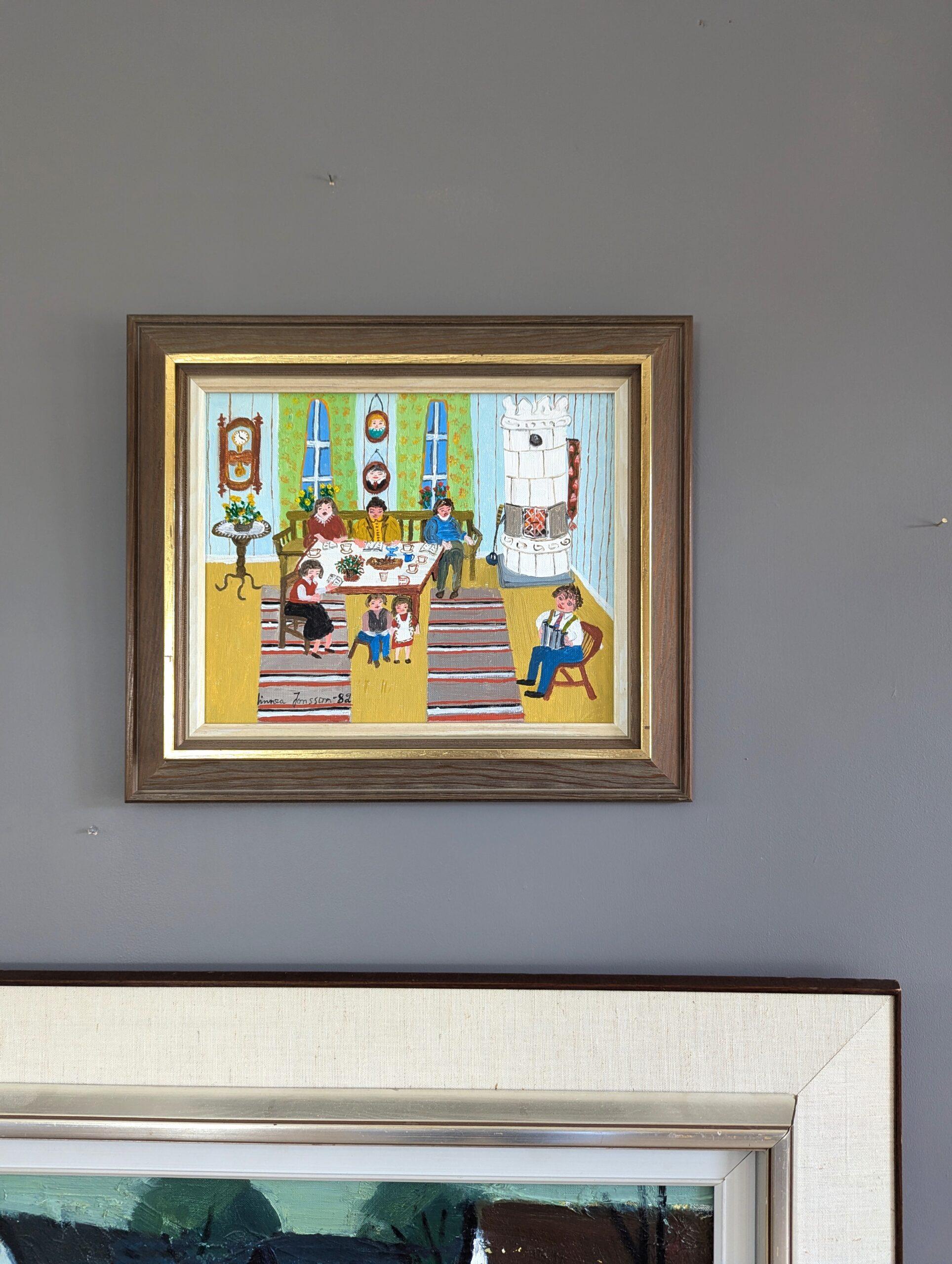 Peinture à l'huile originale d'intérieur - Singing by the Fire, 1982 - Marron Interior Painting par Unknown