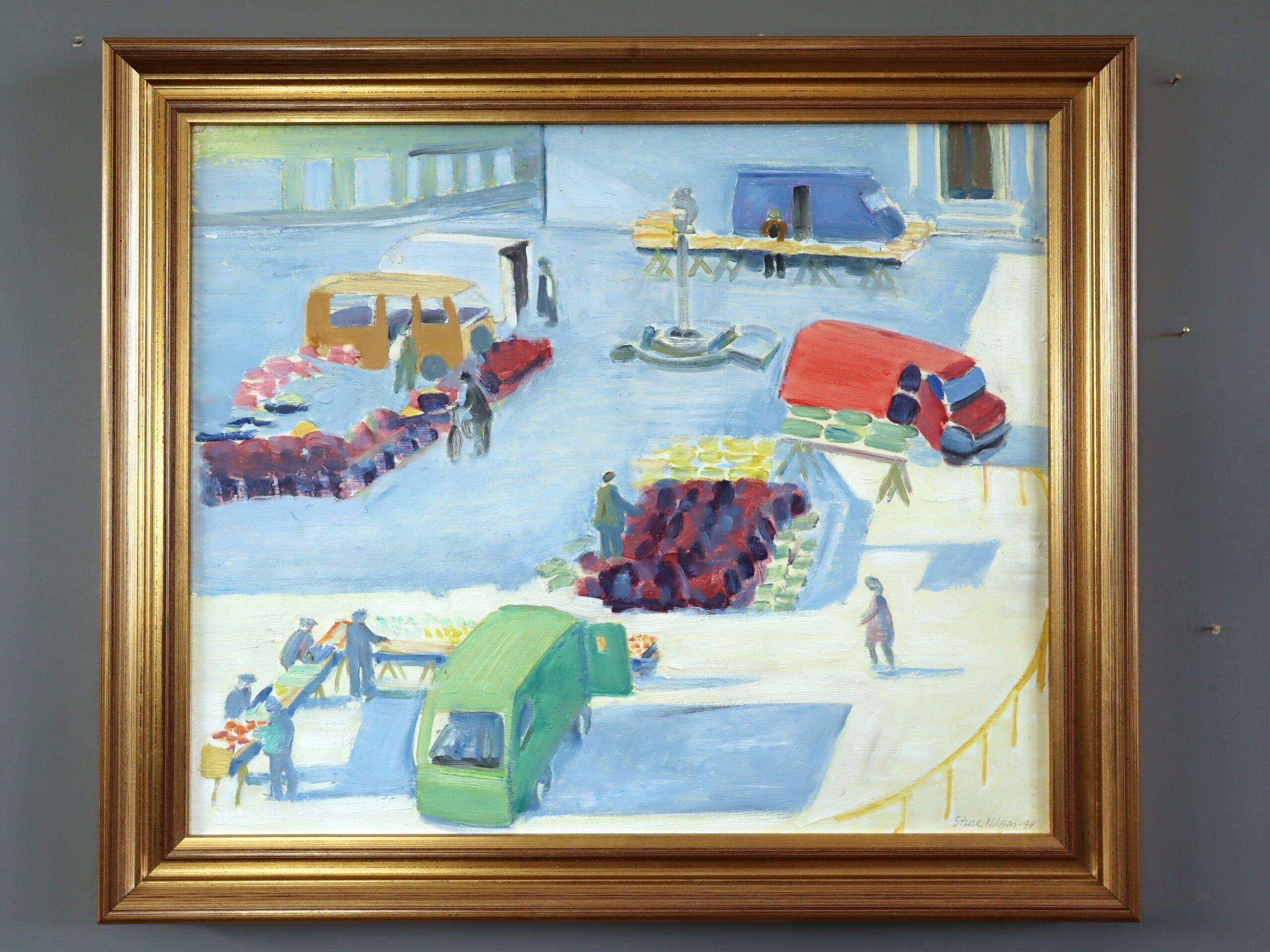 1994 Modernist Swedish Street Scene Landscape Oil Painting - The Bustling Market (Le marché animé) - Bleu Landscape Painting par Unknown