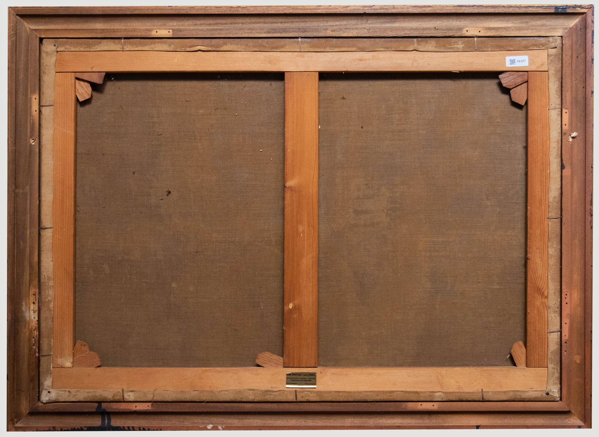 Un raffinato e suggestivo studio d'interni che raffigura due donne che spezzano il pane vicino a una finestra. Senza segno. Presentato in una cornice dorata. Su tela.