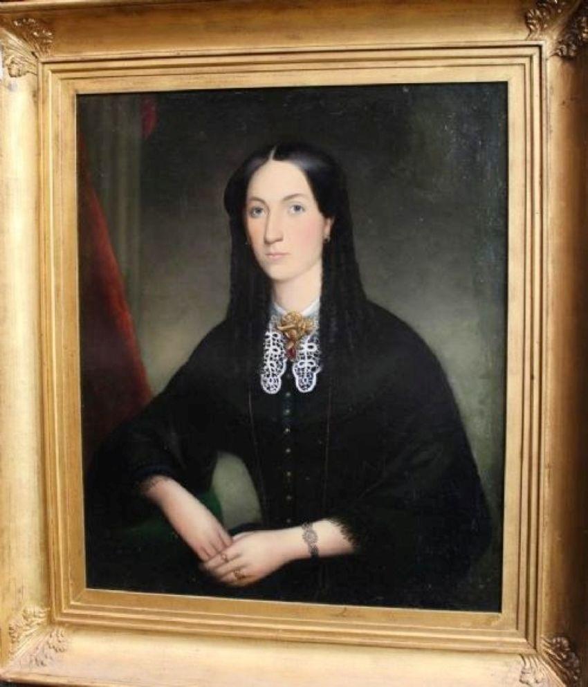 Portrait Painting Unknown - Portrait d'une jeune femme sur toile, huile sur toile, XIXe siècle