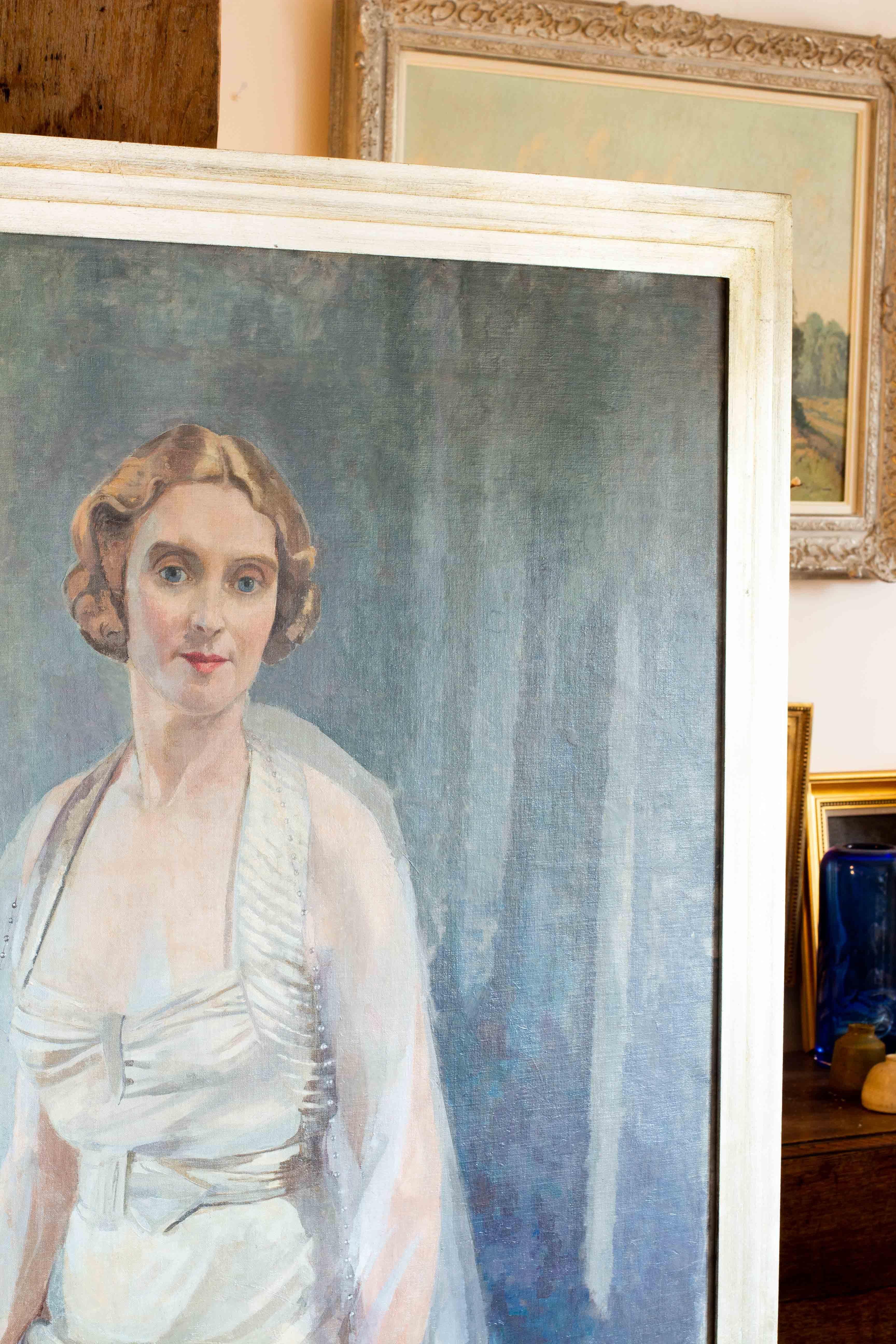 Britisches Porträt einer Dame der Gesellschaft aus dem 20. Jahrhundert, bei der es sich um Dame Anna Neagle handeln soll – Painting von Unknown