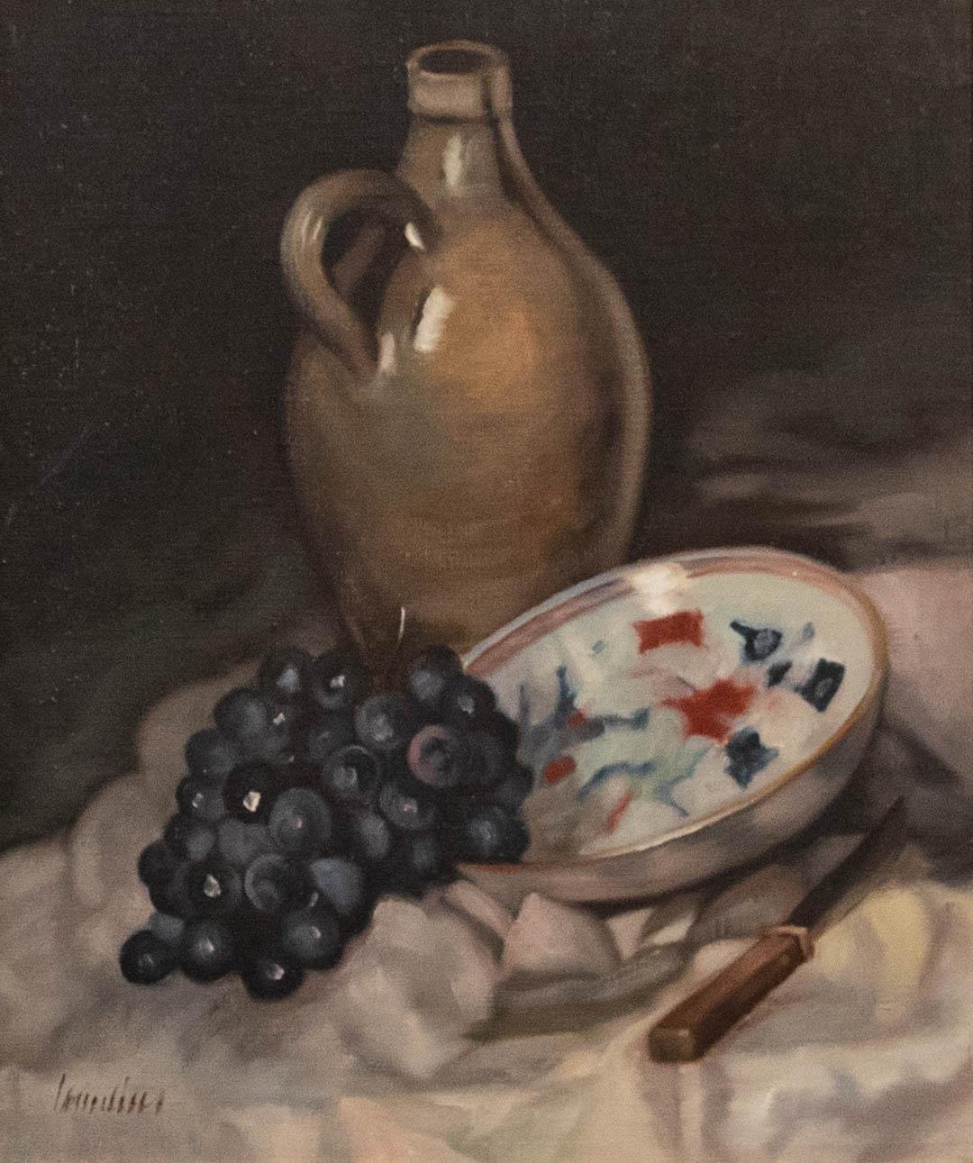 Ölgemälde des 20. Jahrhunderts – Trauben und Keramik – Painting von Unknown