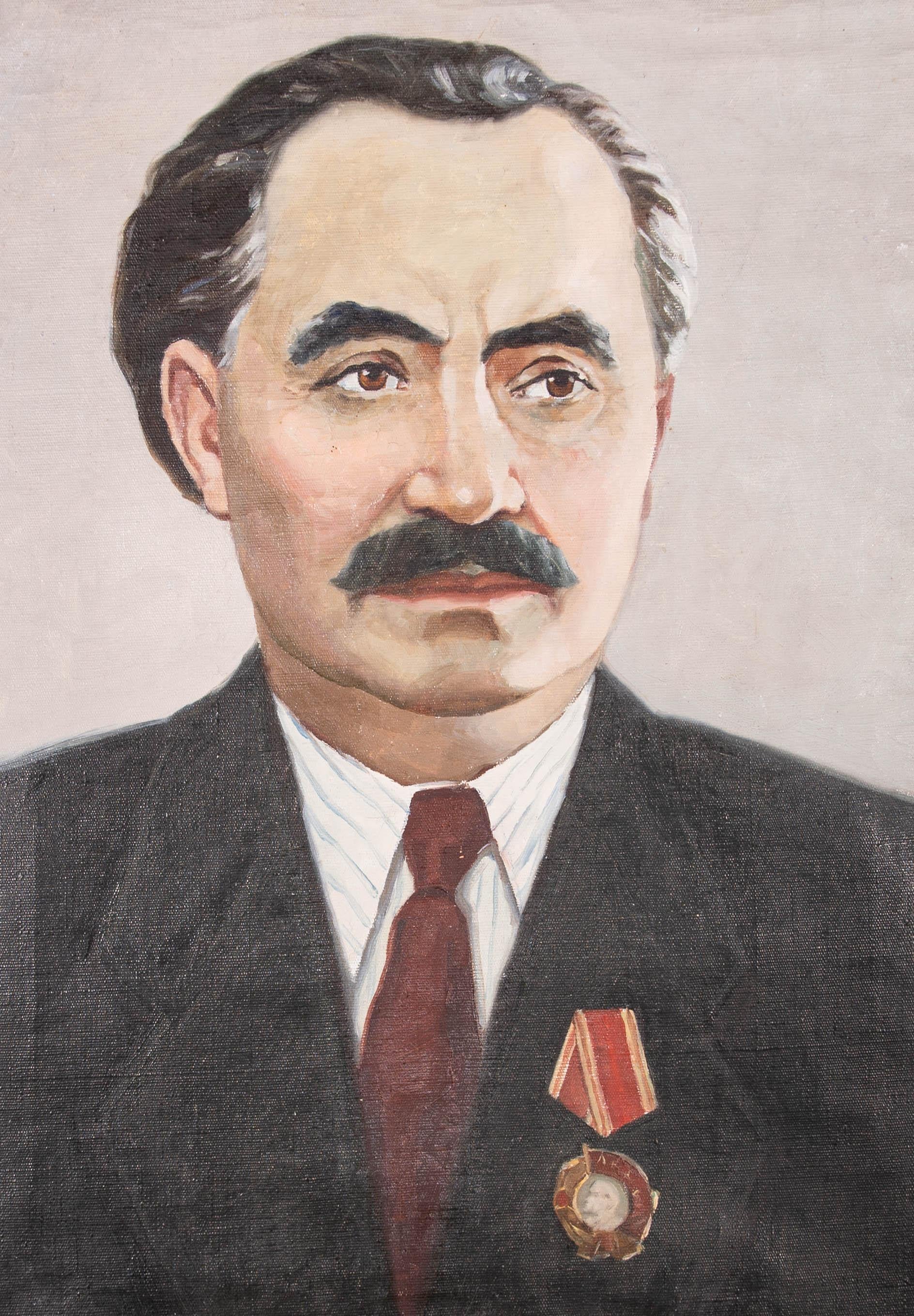 20th Century Oil - Portrait of a Soviet Man - Beige Portrait Painting by Unknown