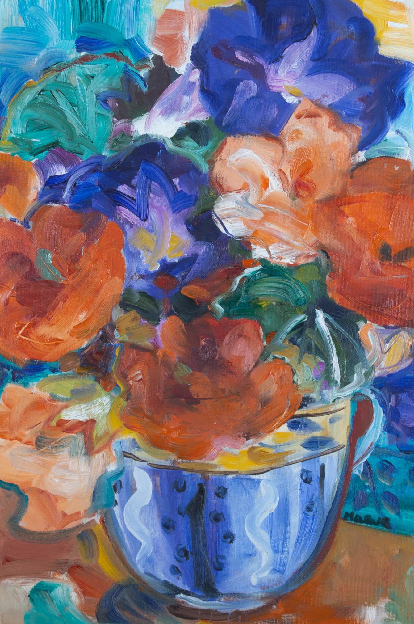 20. Jahrhundert Öl – lebhafte Blumen in blauer und weißer Vase – Painting von Unknown