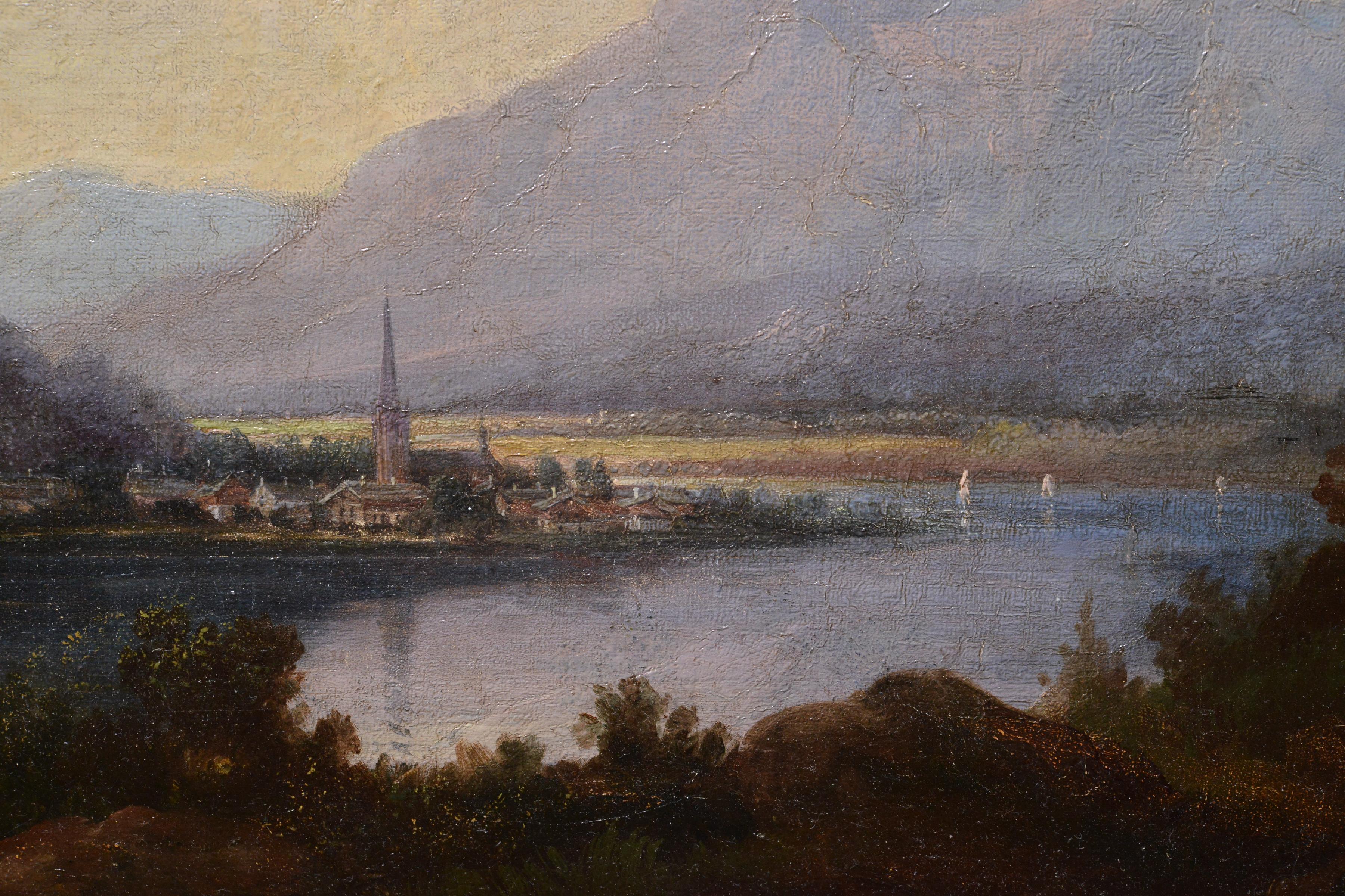 Paysage de vallée alpine avec château sur roche et ville à River Bend 19ème siècle - Réalisme Painting par Unknown