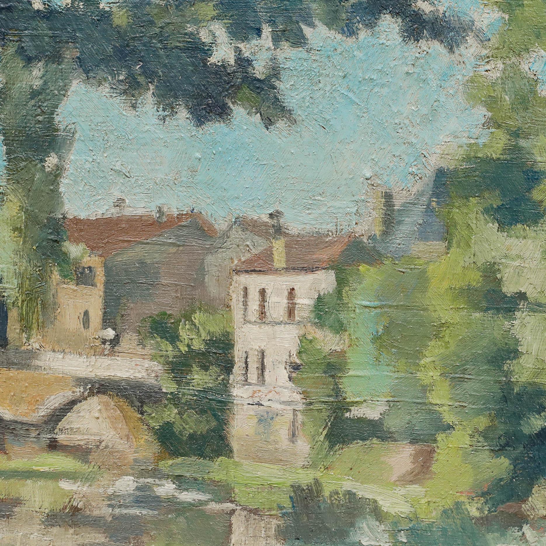 Cette charmante peinture de paysage représente une scène sereine au bord d'une rivière, avec un pont historique en pierre enjambant des eaux calmes. L'artiste utilise un style doux et impressionniste avec un léger coup de pinceau qui capture