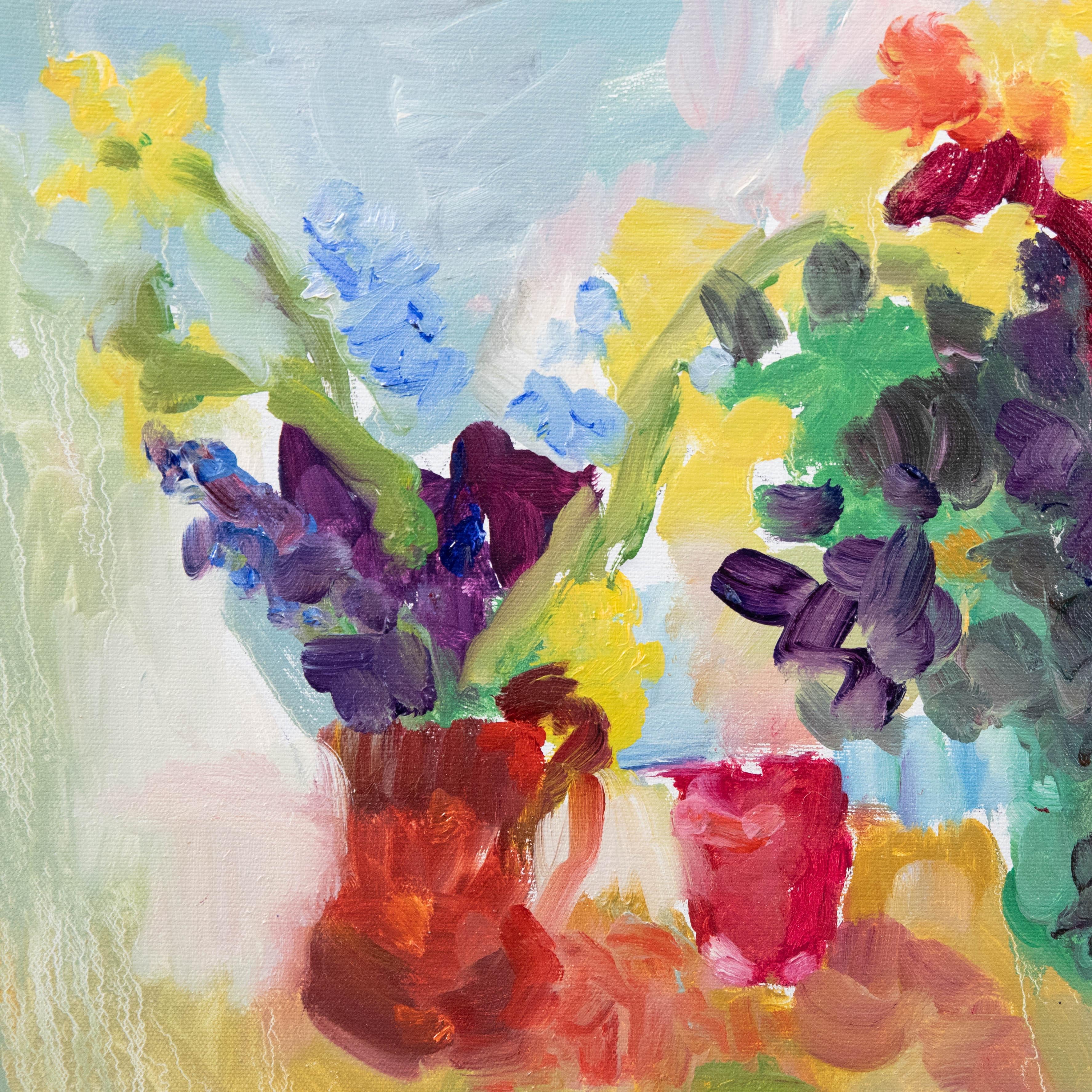 Eine herrlich ausdrucksstarke Ölstudie von Frühlingsblumen in Keramikvasen. Verso auf dem Keilrahmen signiert, betitelt und datiert. Auf Leinwand. 