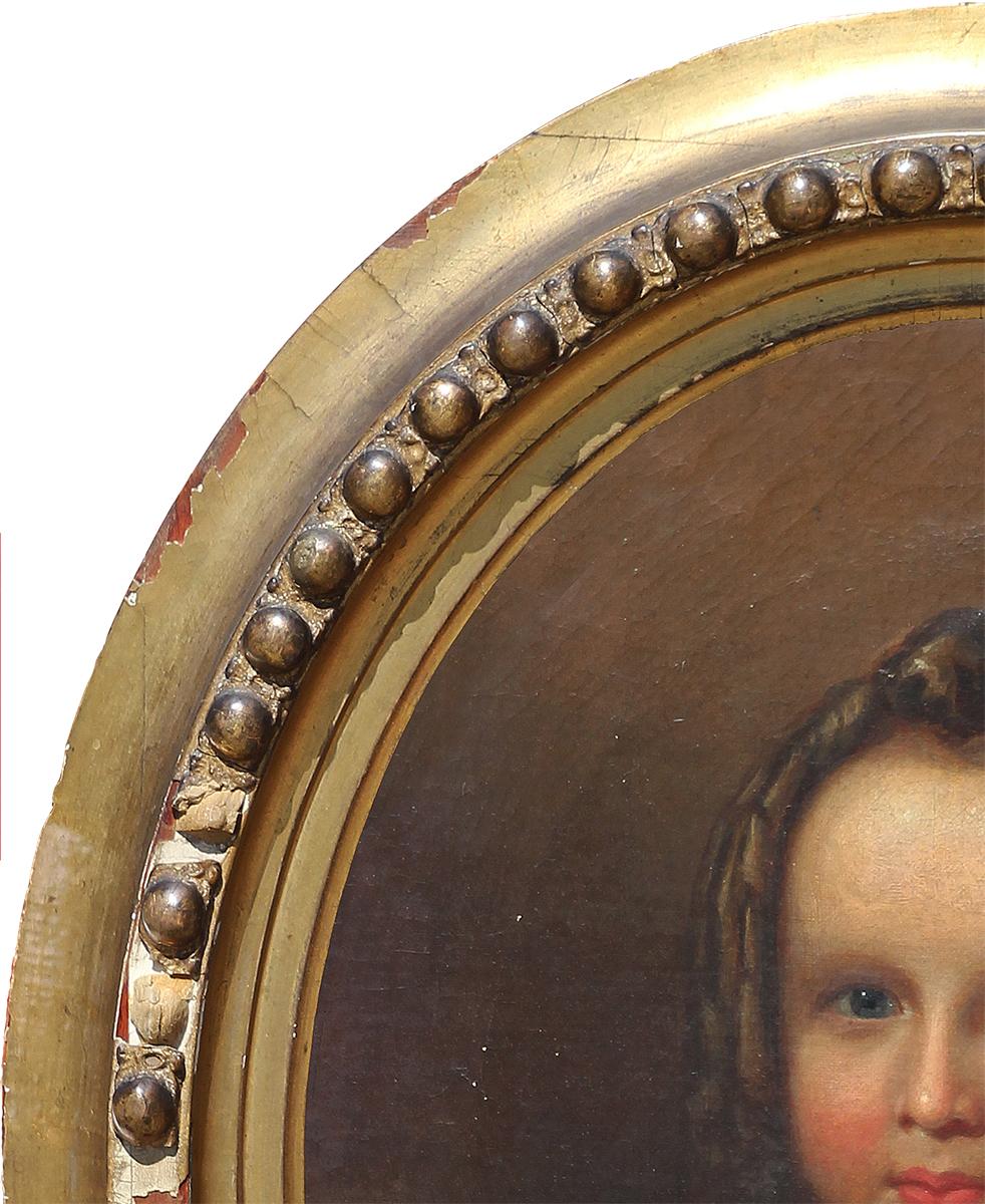 Portrait réaliste ovale ancien d'une jeune femme - Réalisme Painting par Unknown