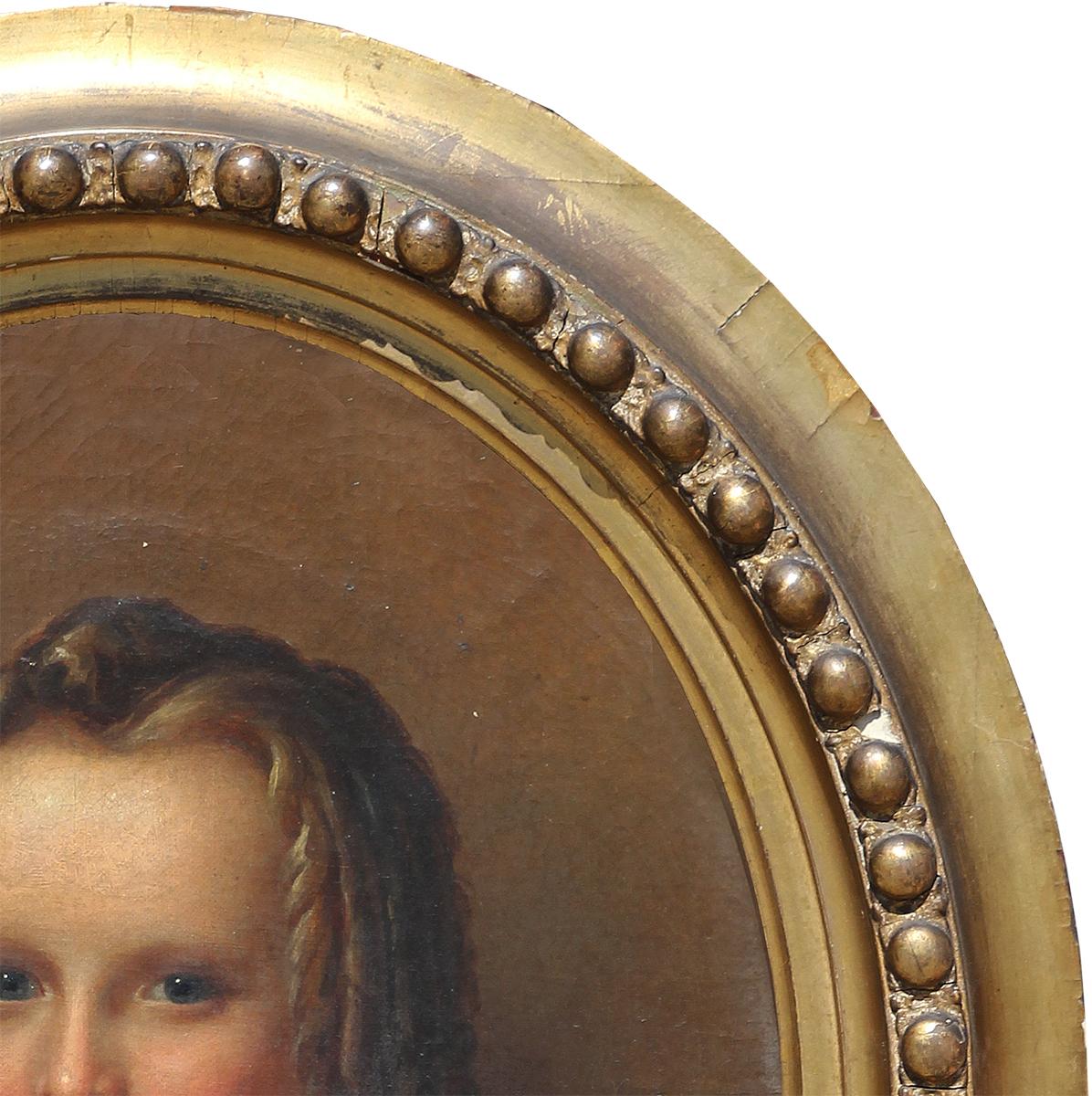 Portrait réaliste ovale ancien d'une jeune femme - Marron Portrait Painting par Unknown