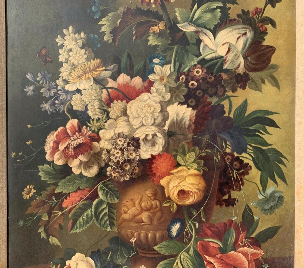 Italian painter (19th-20th century) - Still life with vase of flowers.

83 x 62 cm without frame, 96.5 x 76.5 cm with frame.

Antique oil painting on wood, in a wooden frame.

Condition report: Good state of conservation of the pictorial surface,
