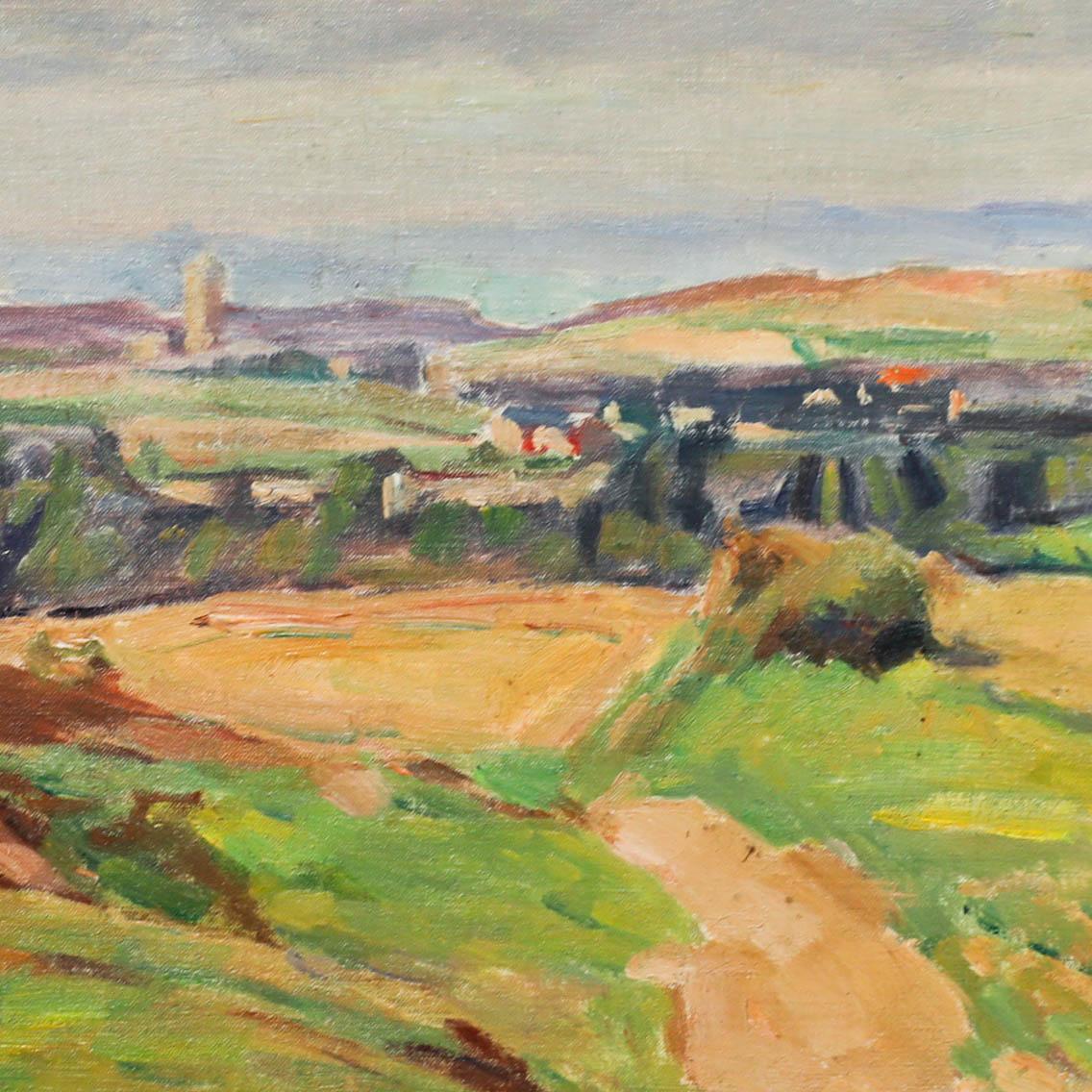 Paysage français à l'huile. Signé en bas à droite. Bien présenté dans un cadre doré orné d'un motif de laurier et de baies. Sur toile marouflée sur carton.