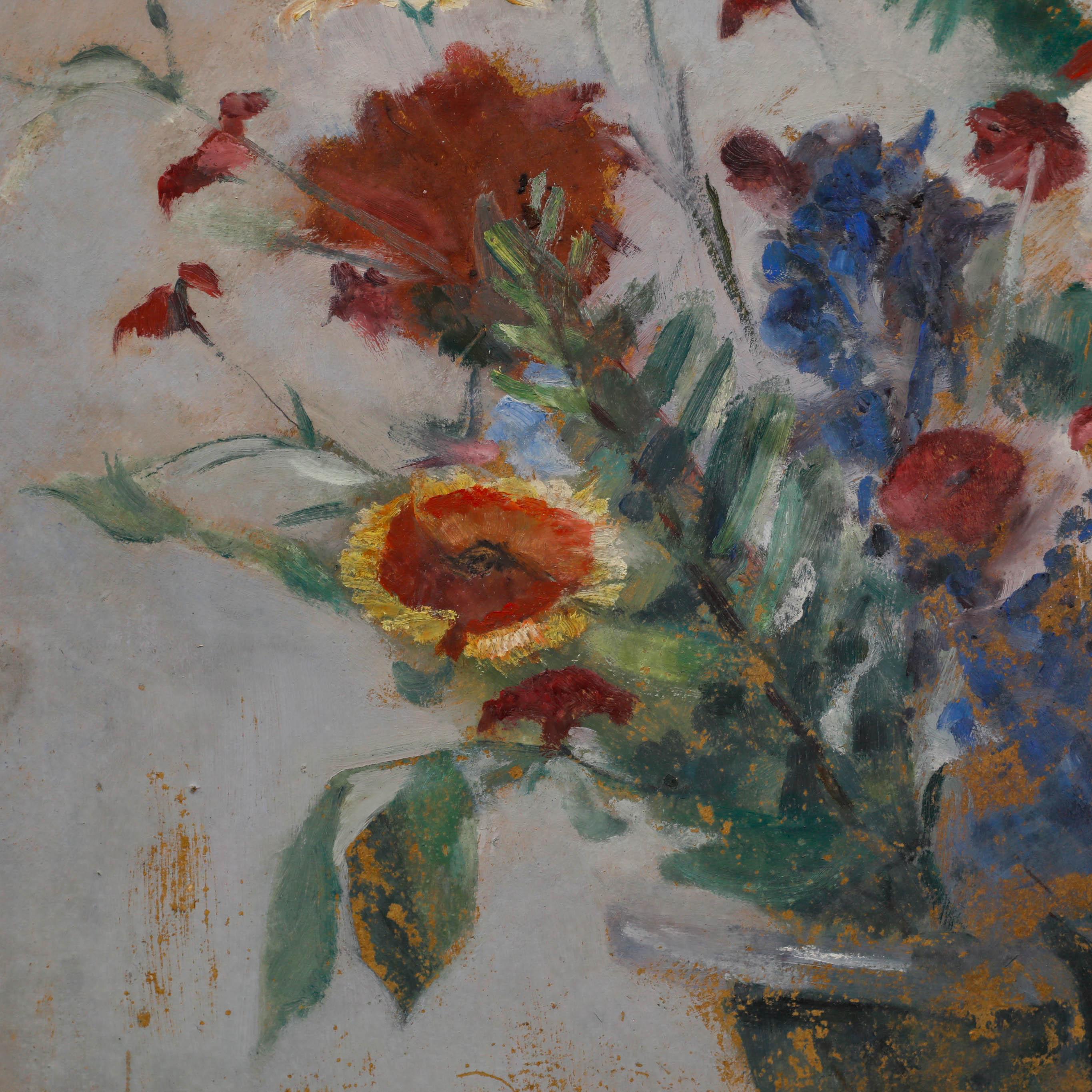 Eine ausdrucksstarke, gestische Studie, die Sommerblumen in einer hohen Vase darstellt. Unterschrieben. Studio-Stempel unten links. Präsentiert in einem vergoldeten Rahmen. Auf der Rückseite des Rahmens befindet sich eine zweite Stilllebenstudie. An