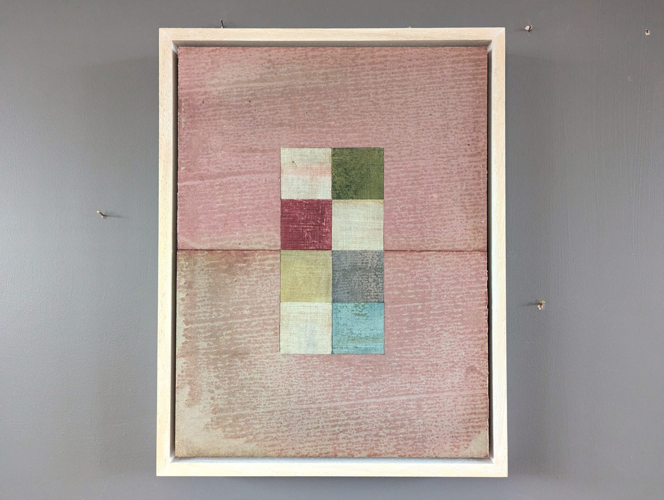 Pittura originale contemporanea a tecnica mista - Collage astratto geometrico in rosa - Painting di Unknown