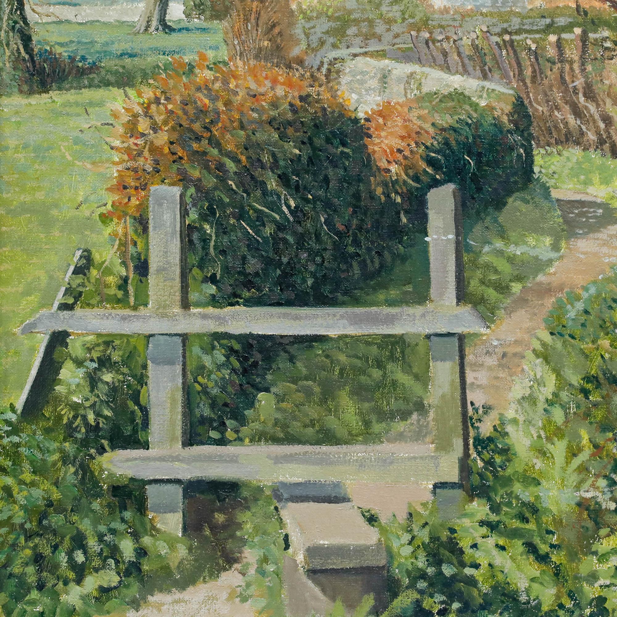 Questo incantevole dipinto di paesaggio cattura una serena scena di campagna, con un rustico stile di legno in primo piano che conduce l'occhio lungo un sentiero tortuoso verso cascine lontane immerse tra alberi autunnali. L'abile uso della
